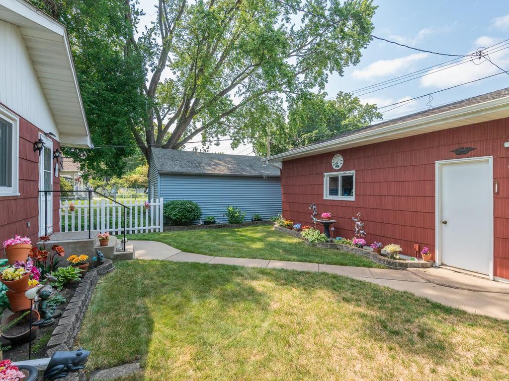 View of Residential at 6708 Sheridan Avenue, Richfield MN 55423, Richfield (23 of 27) - Mike Wilen | Minnesota Team Real Estate