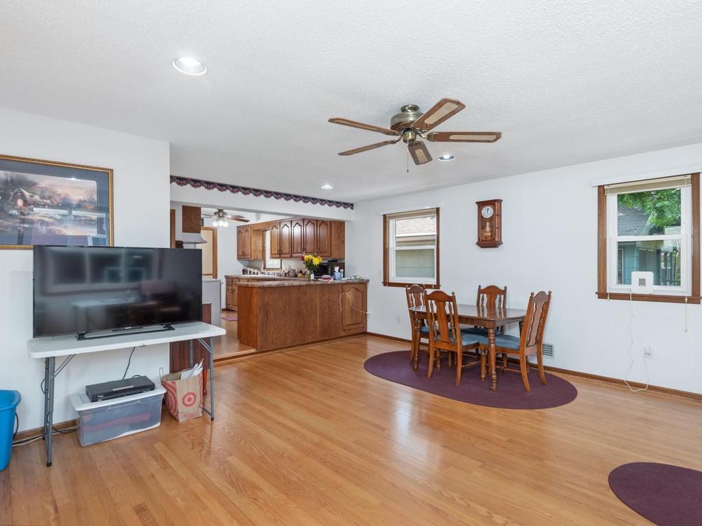 View of Residential at 6708 Sheridan Avenue, Richfield MN 55423, Richfield (13 of 27) - Mike Wilen | Minnesota Team Real Estate