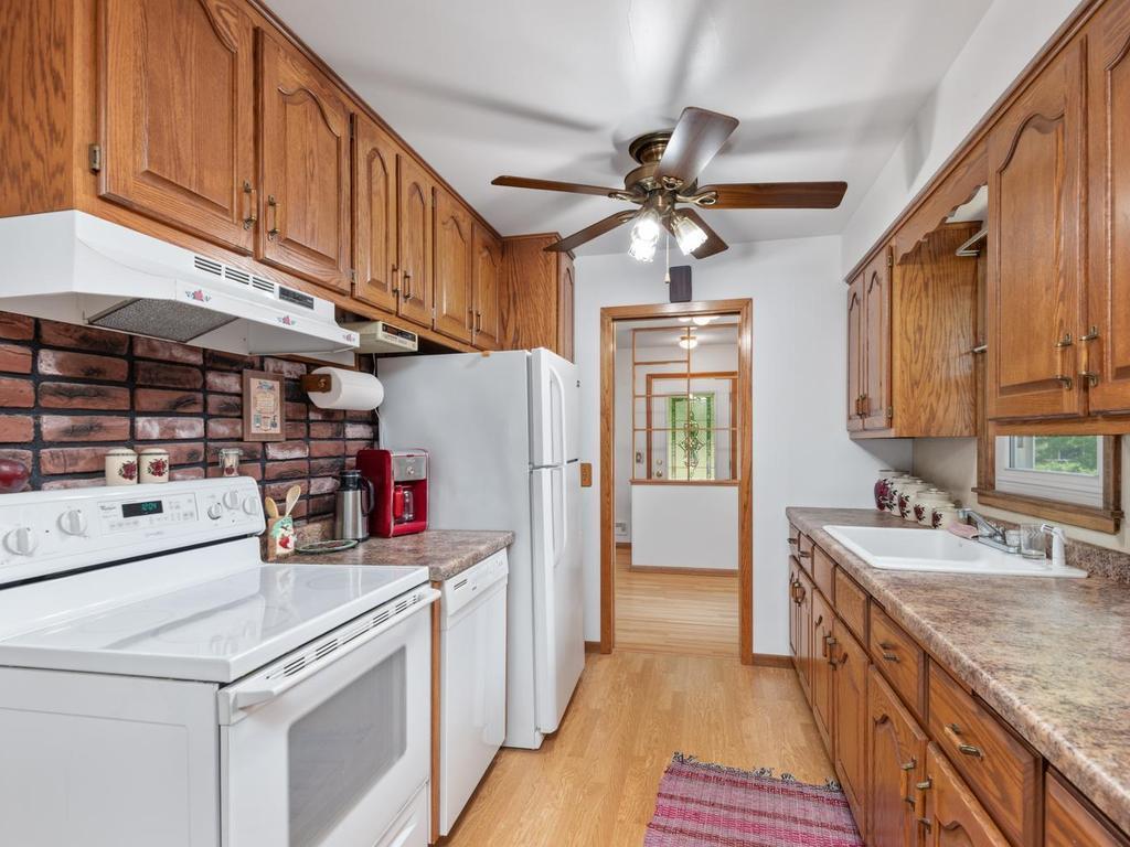 View of Residential at 6708 Sheridan Avenue, Richfield MN 55423, Richfield (6 of 27) - Mike Wilen | Minnesota Team Real Estate
