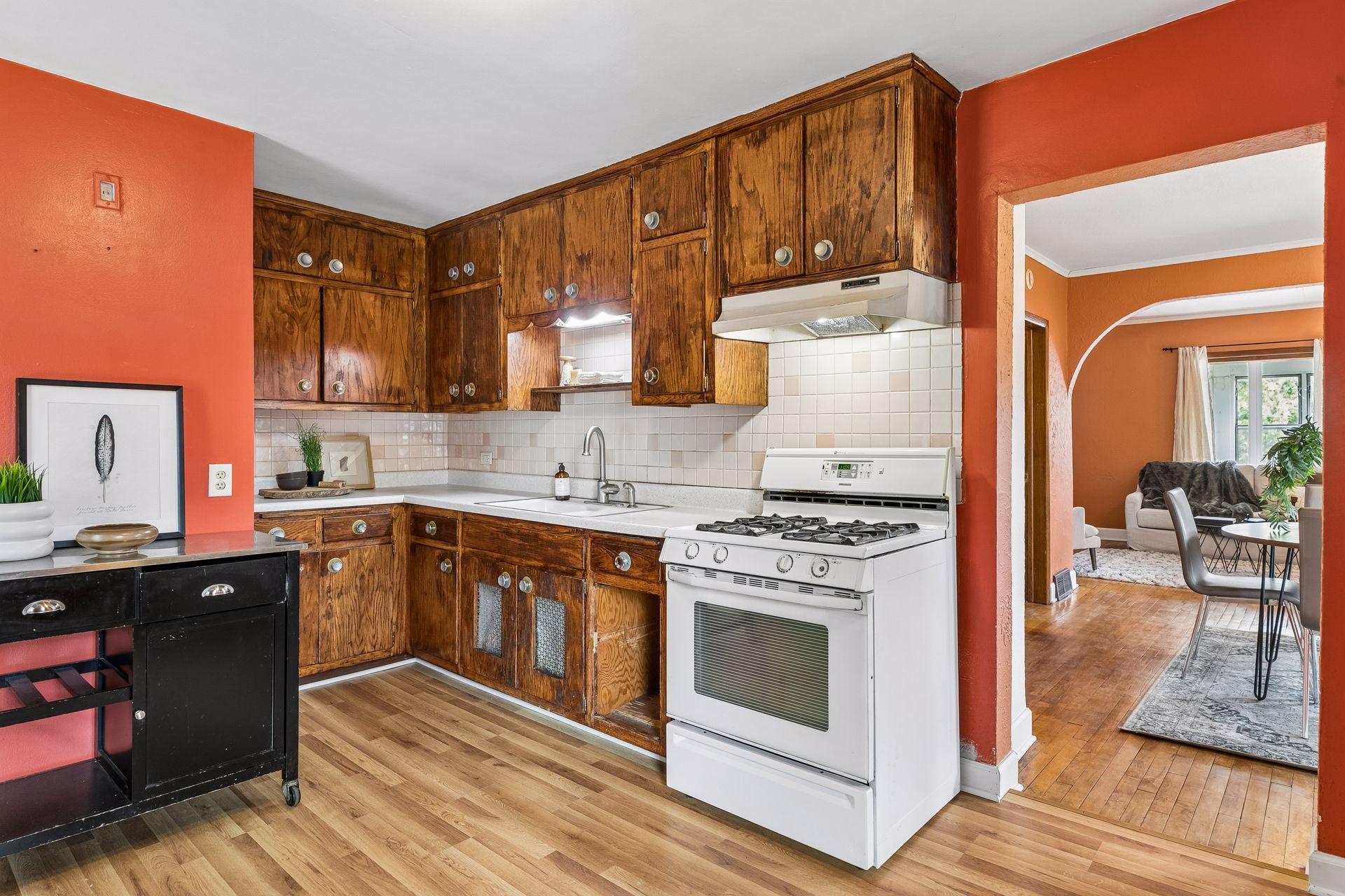 View of Residential at 1037 Kent Street, Saint Paul MN 55117, Saint Paul (11 of 23) - Mike Wilen | Minnesota Team Real Estate