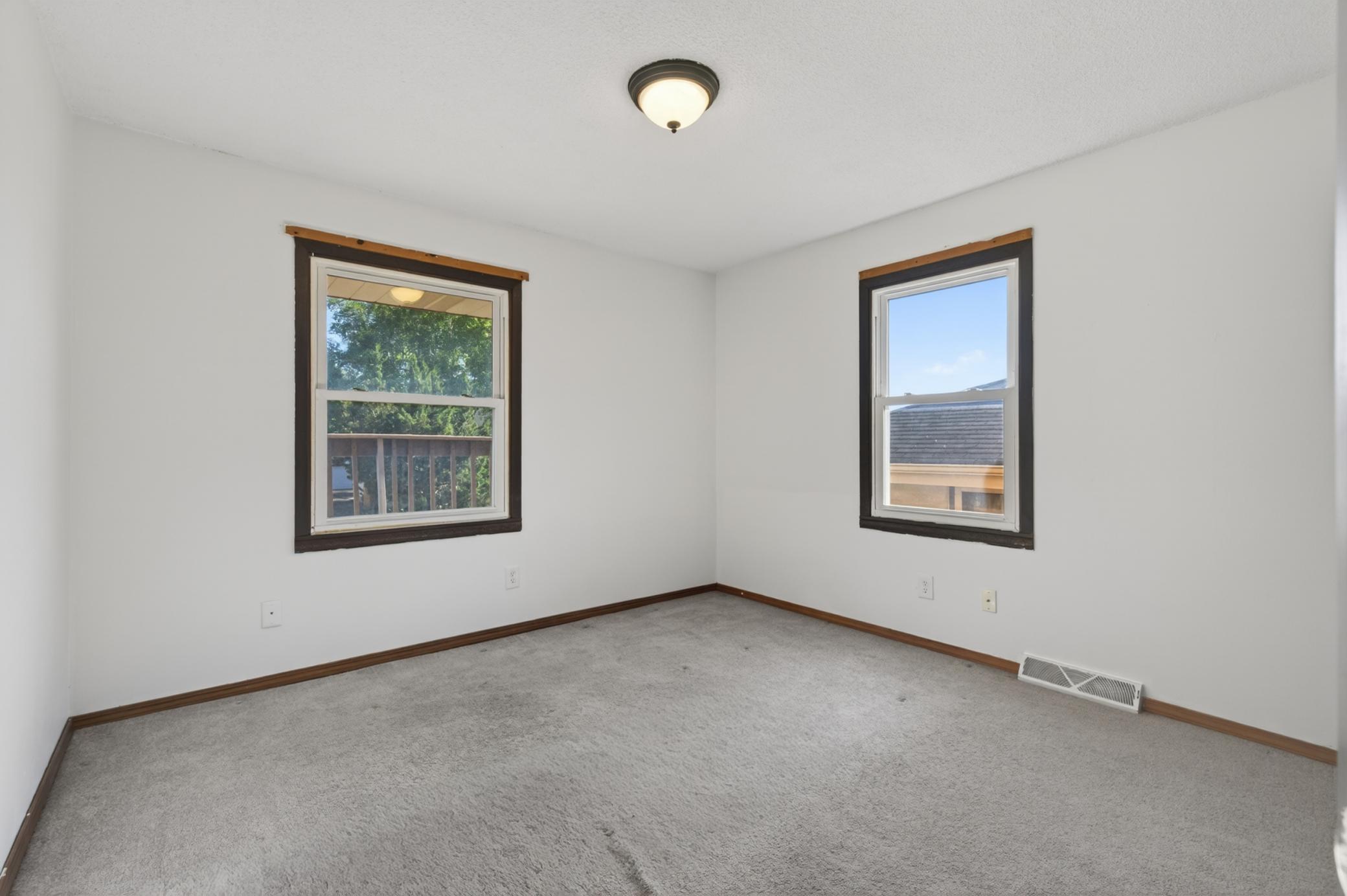 View of Residential at 509 Arlington Avenue, Saint Paul MN 55130, Saint Paul (19 of 27) - Mike Wilen | Minnesota Team Real Estate