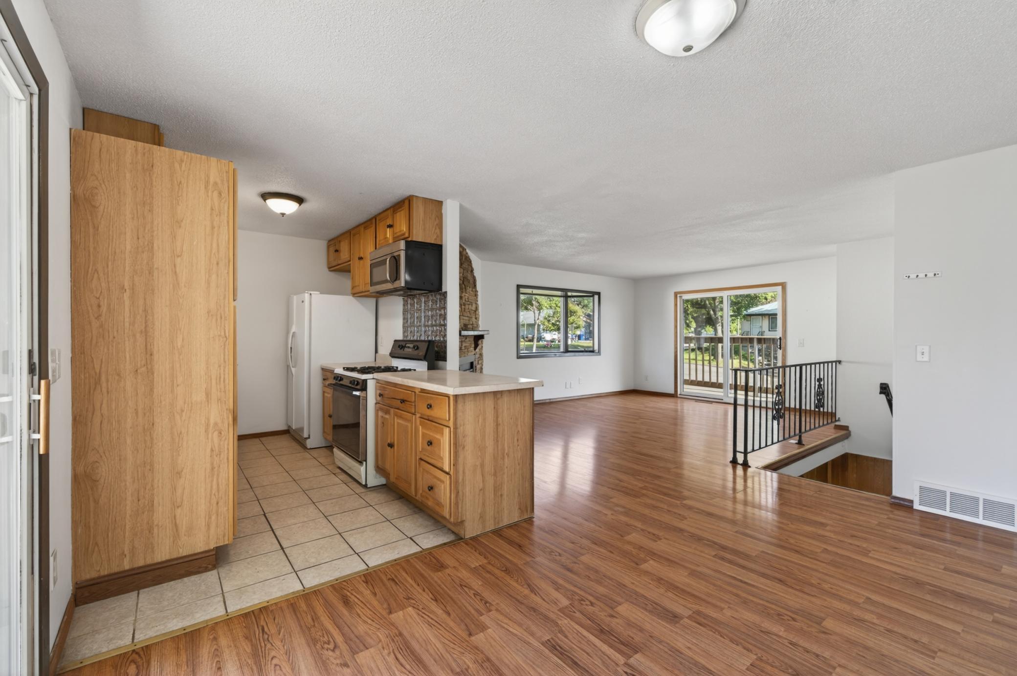 View of Residential at 509 Arlington Avenue, Saint Paul MN 55130, Saint Paul (10 of 27) - Mike Wilen | Minnesota Team Real Estate