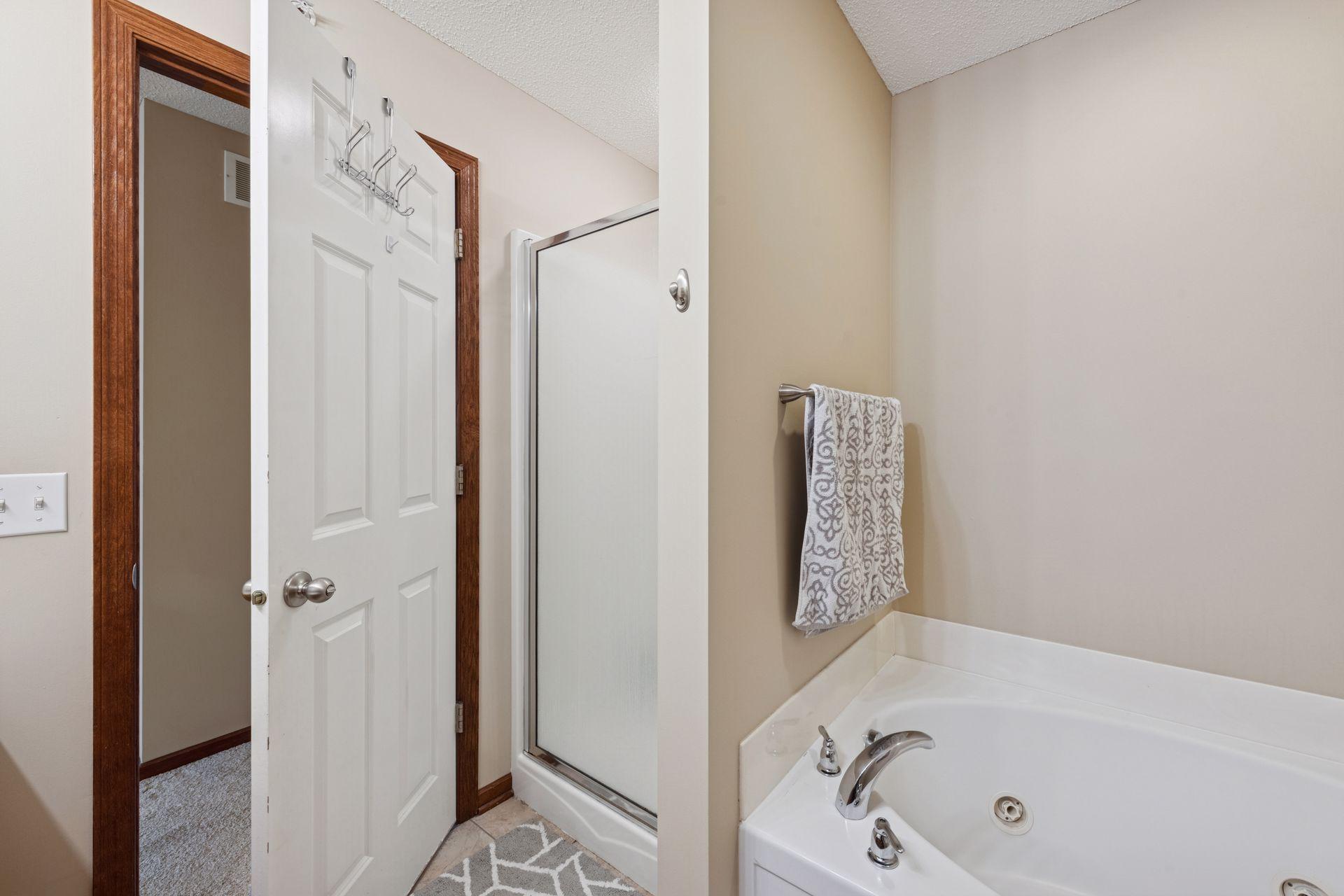 View of Residential at 15549 Lilac Drive, Eden Prairie MN 55347, Eden Prairie (21 of 40) - Mike Wilen | Minnesota Team Real Estate