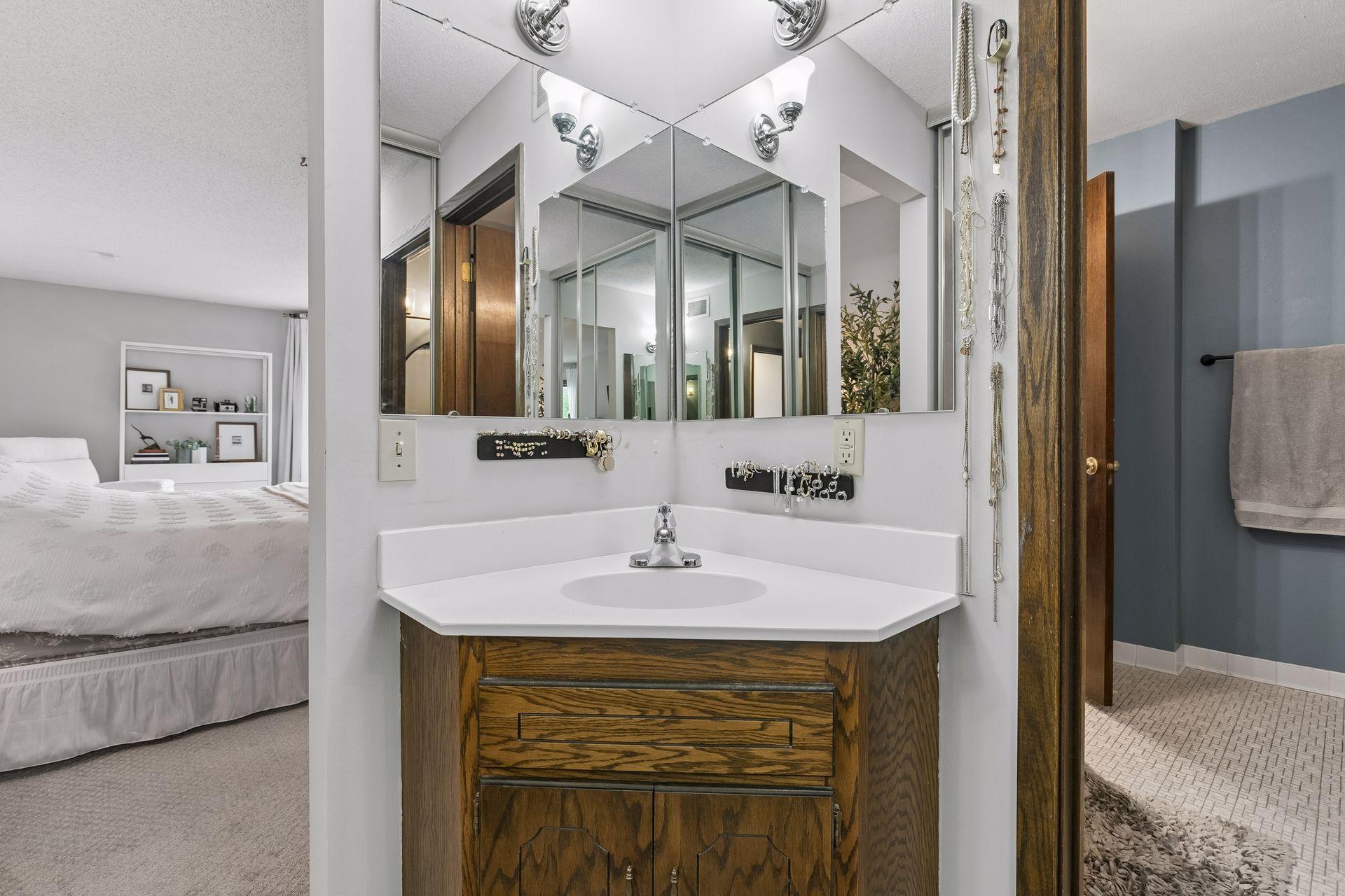 View of Residential at 7004 Quail Circle, Brooklyn Center MN 55429, Brooklyn Center (19 of 42) - Mike Wilen | Minnesota Team Real Estate
