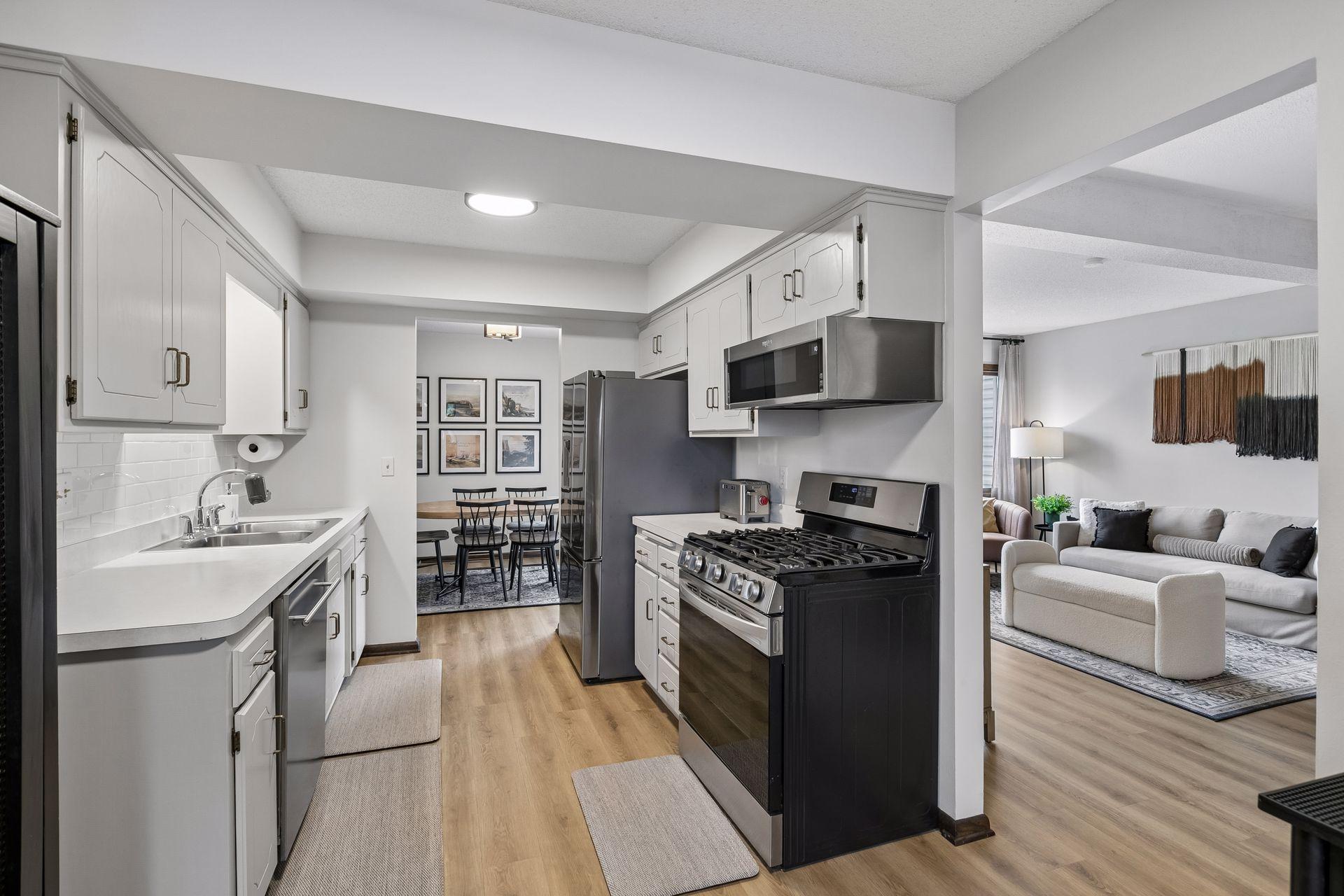 View of Residential at 7004 Quail Circle, Brooklyn Center MN 55429, Brooklyn Center (9 of 42) - Mike Wilen | Minnesota Team Real Estate