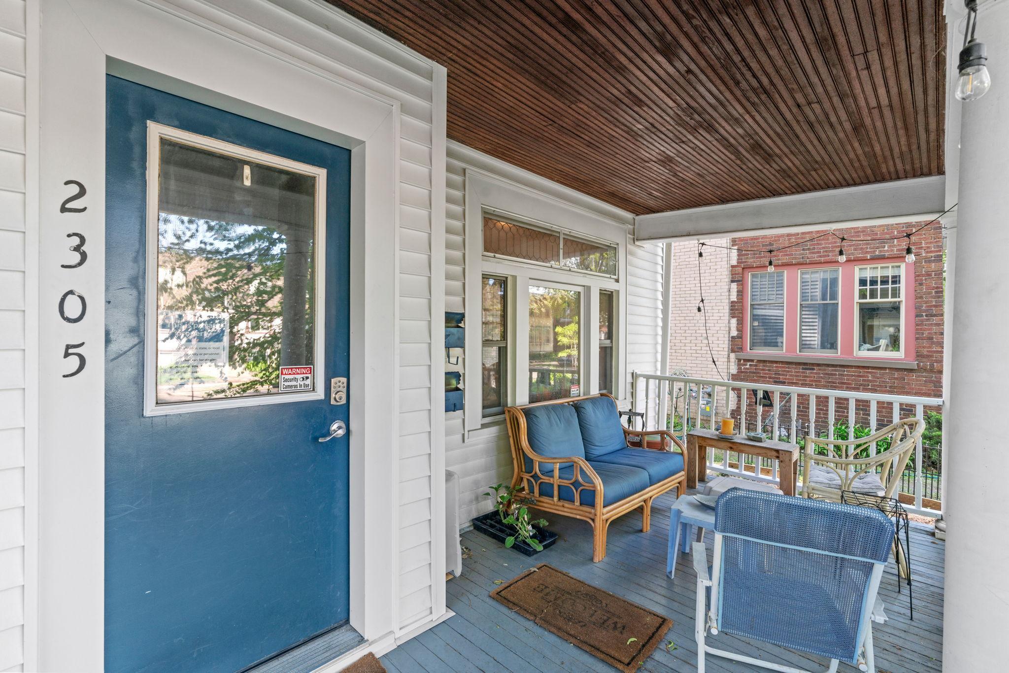 View of Residential Income at 2305 Garfield Avenue, Minneapolis MN 55405, Minneapolis (5 of 52) - Mike Wilen | Minnesota Team Real Estate