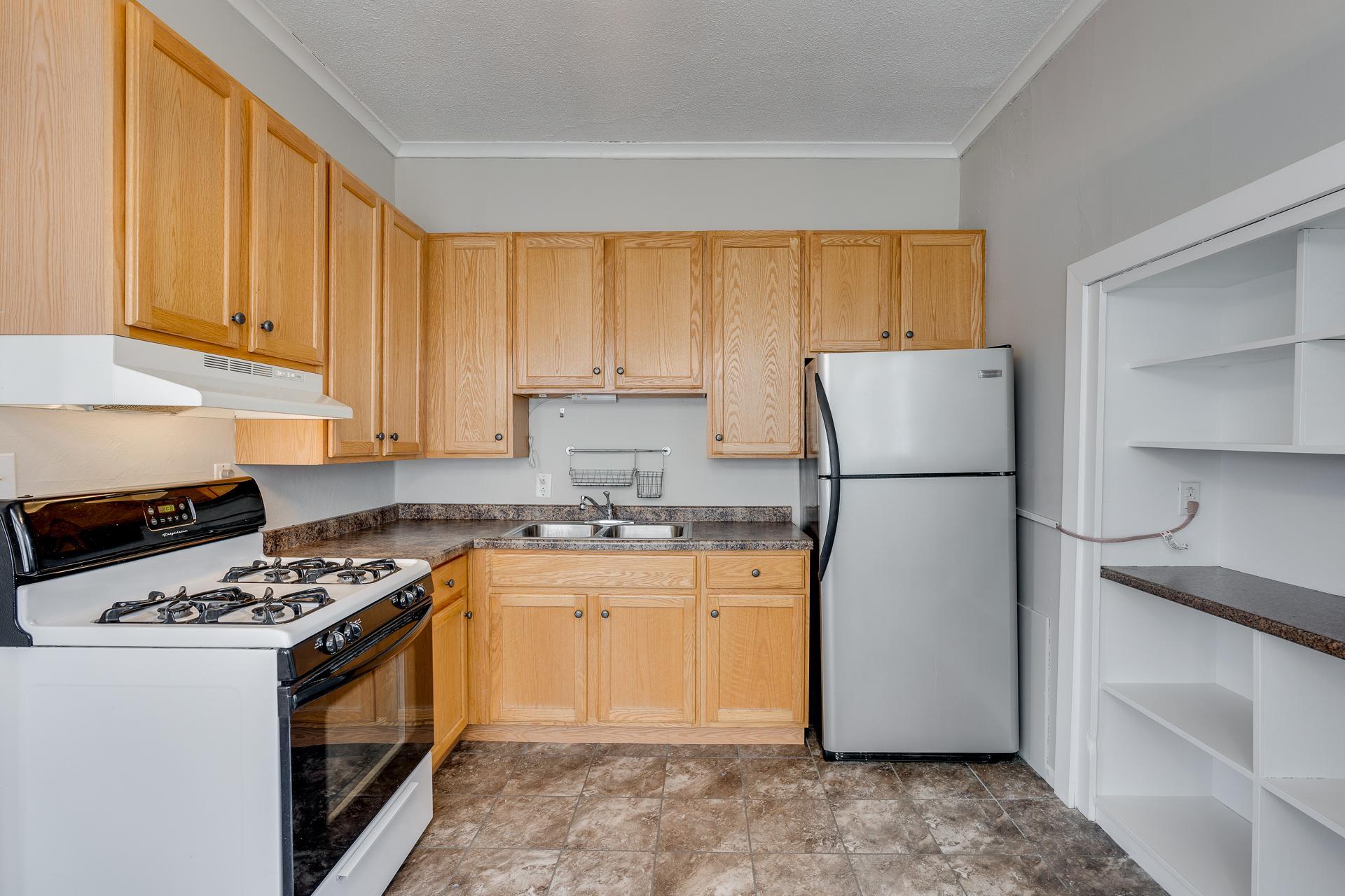 View of Residential Income at 2305 Garfield Avenue, Minneapolis MN 55405, Minneapolis (12 of 52) - Mike Wilen | Minnesota Team Real Estate
