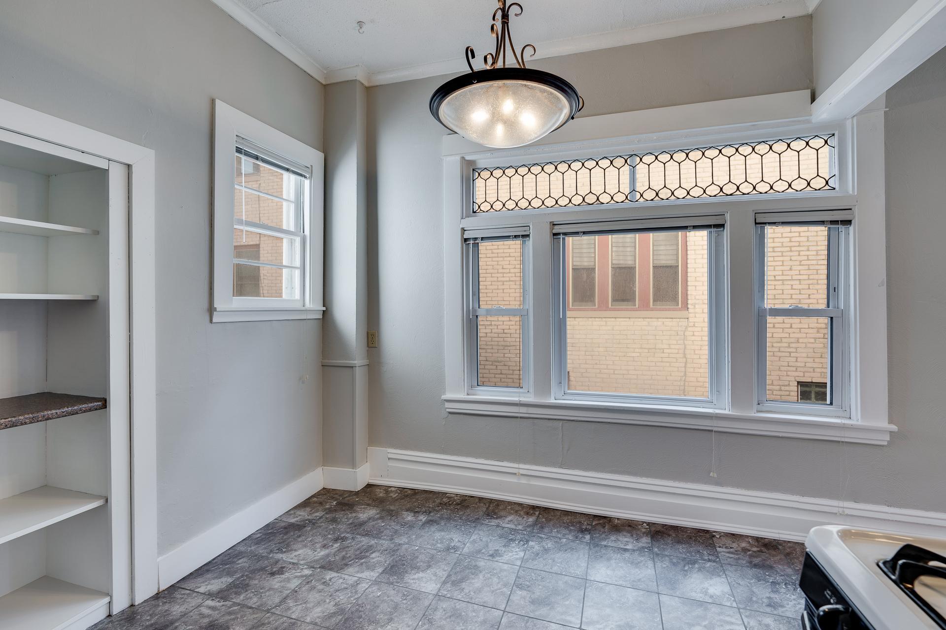 View of Residential Income at 2305 Garfield Avenue, Minneapolis MN 55405, Minneapolis (15 of 52) - Mike Wilen | Minnesota Team Real Estate