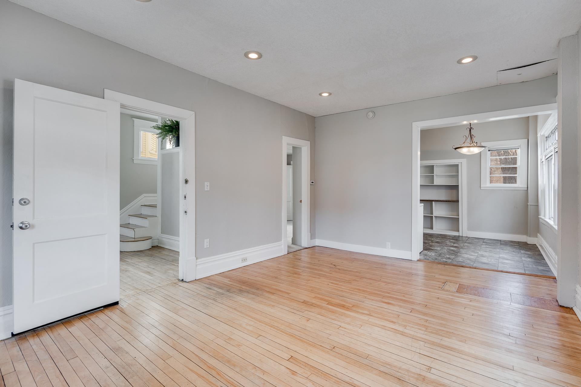 View of Residential Income at 2305 Garfield Avenue, Minneapolis MN 55405, Minneapolis (18 of 52) - Mike Wilen | Minnesota Team Real Estate