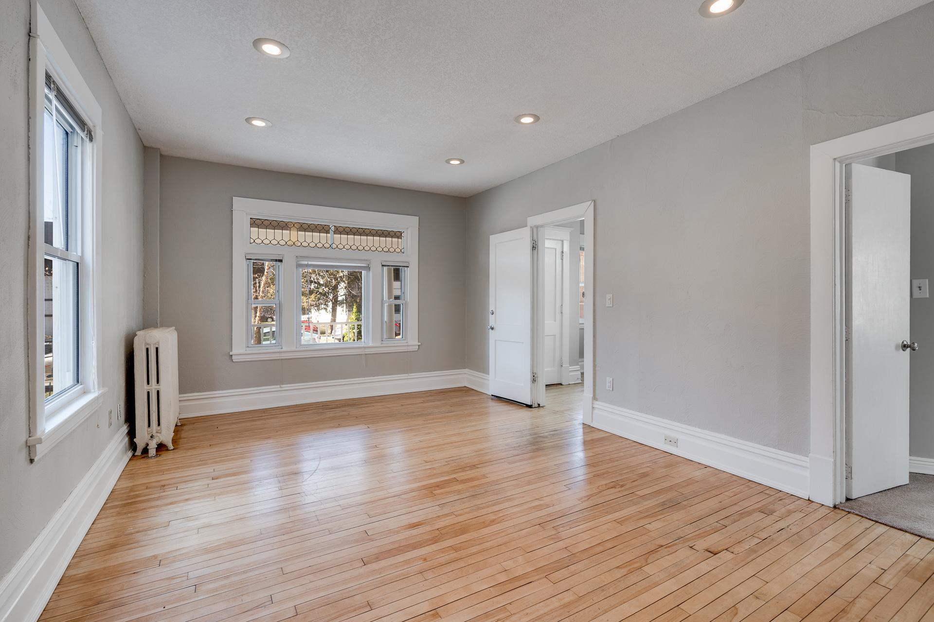 View of Residential Income at 2305 Garfield Avenue, Minneapolis MN 55405, Minneapolis (19 of 52) - Mike Wilen | Minnesota Team Real Estate