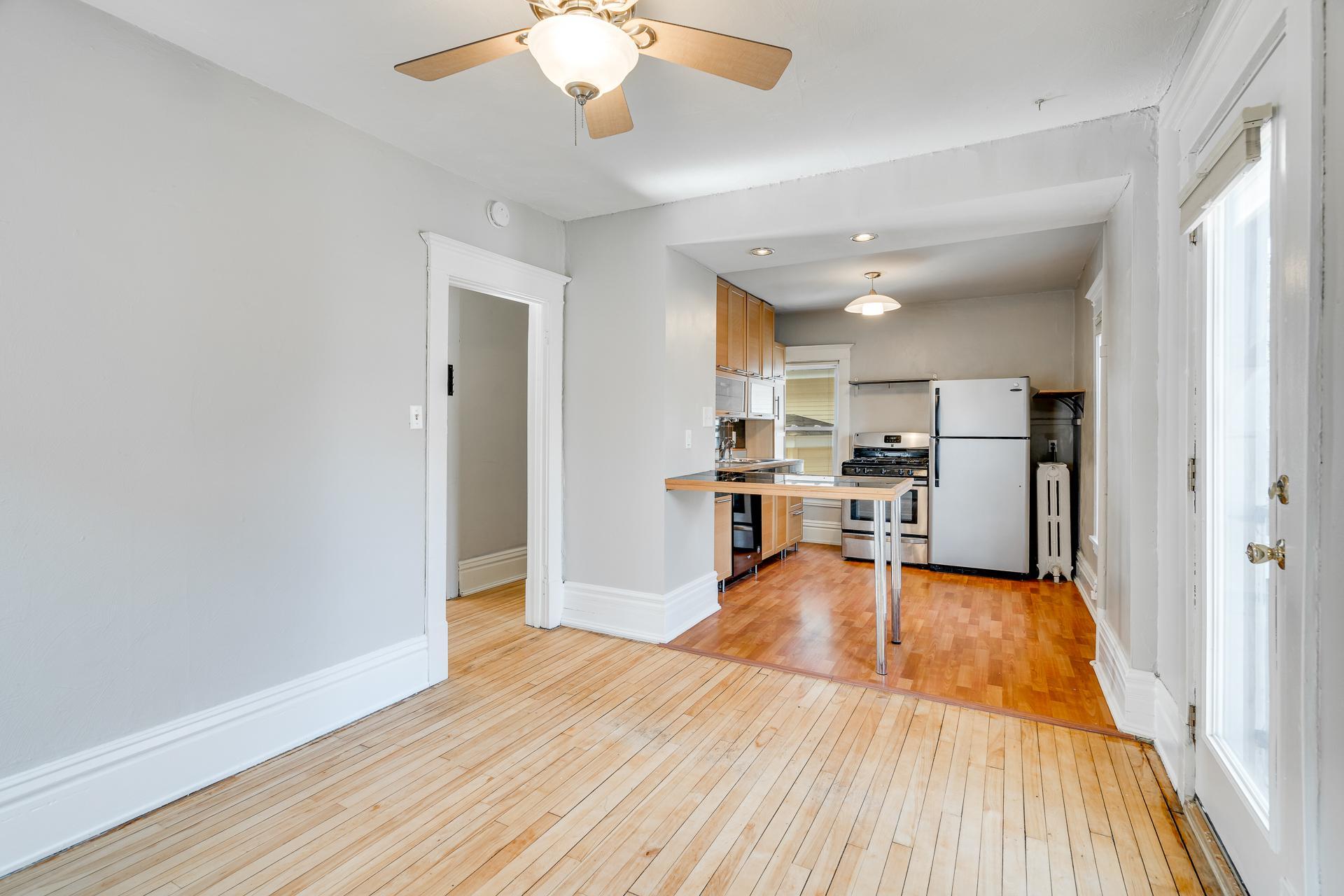View of Residential Income at 2305 Garfield Avenue, Minneapolis MN 55405, Minneapolis (22 of 52) - Mike Wilen | Minnesota Team Real Estate