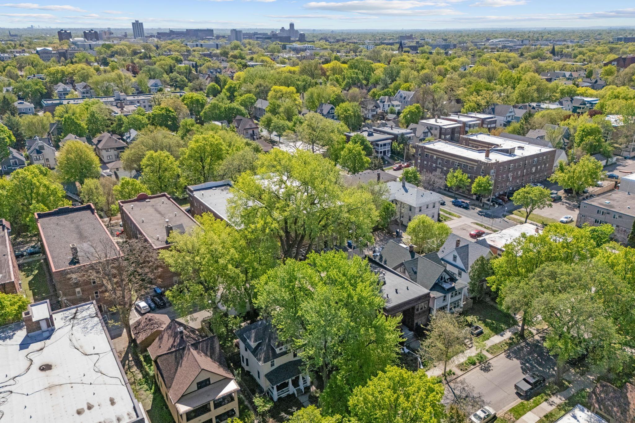 View of Residential Income at 2305 Garfield Avenue, Minneapolis MN 55405, Minneapolis (43 of 52) - Mike Wilen | Minnesota Team Real Estate