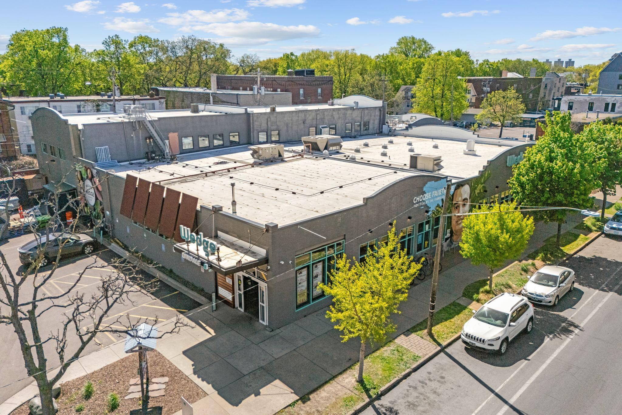 View of Residential Income at 2305 Garfield Avenue, Minneapolis MN 55405, Minneapolis (47 of 52) - Mike Wilen | Minnesota Team Real Estate