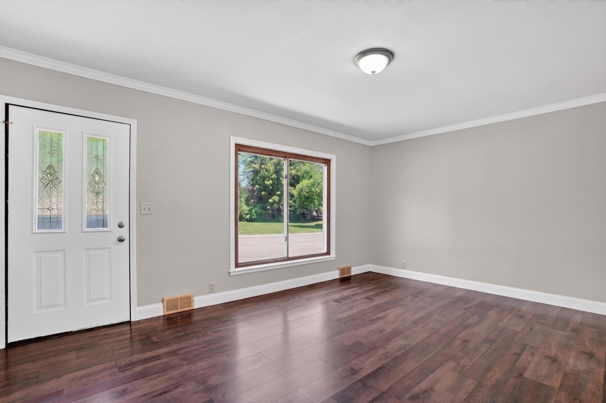 View of Residential at 3633 Lowry Avenue, Robbinsdale MN 55422, Robbinsdale (3 of 21) - Mike Wilen | Minnesota Team Real Estate