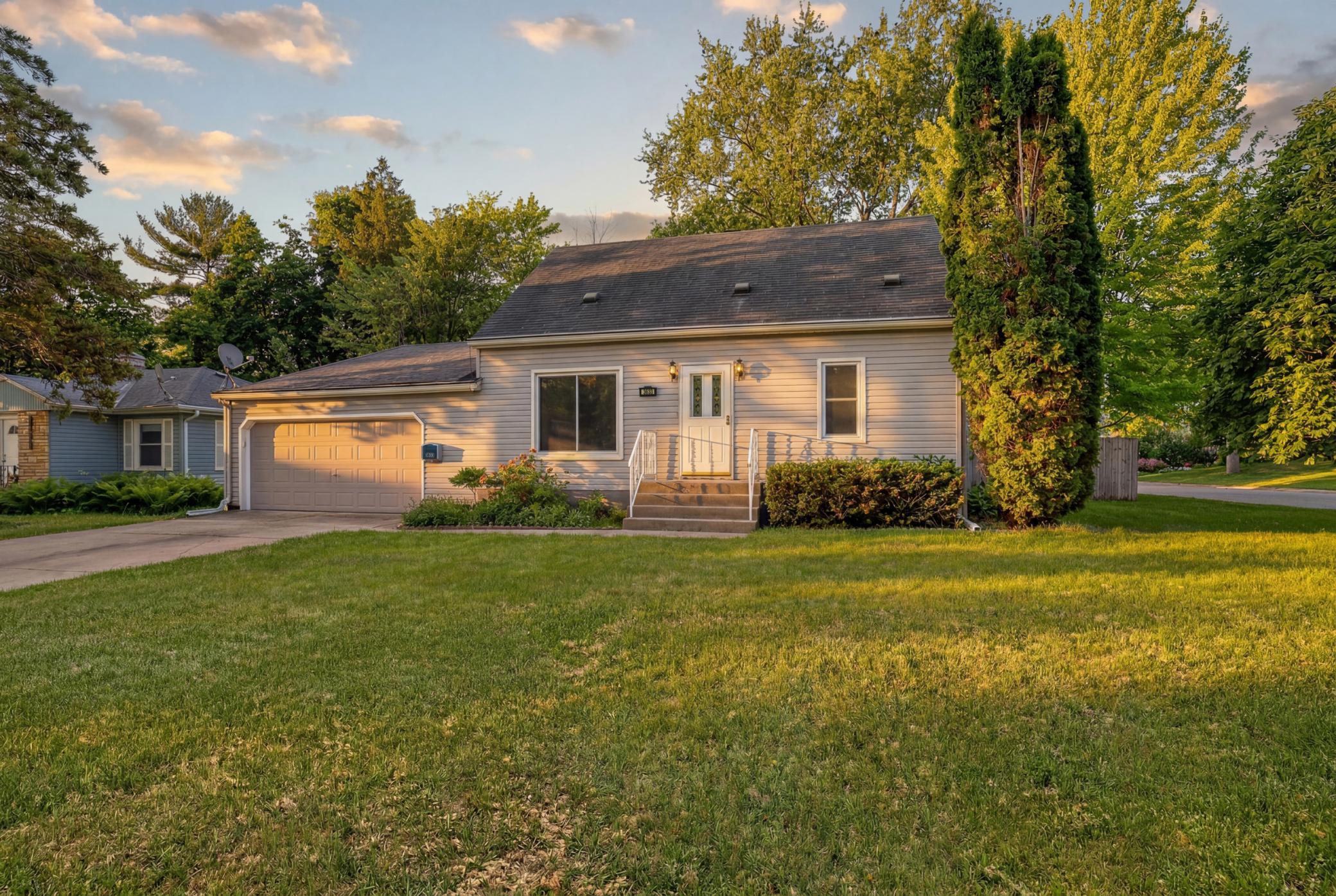 View of Residential at 3633 Lowry Avenue, Robbinsdale MN 55422, Robbinsdale - Mike Wilen | Minnesota Team Real Estate