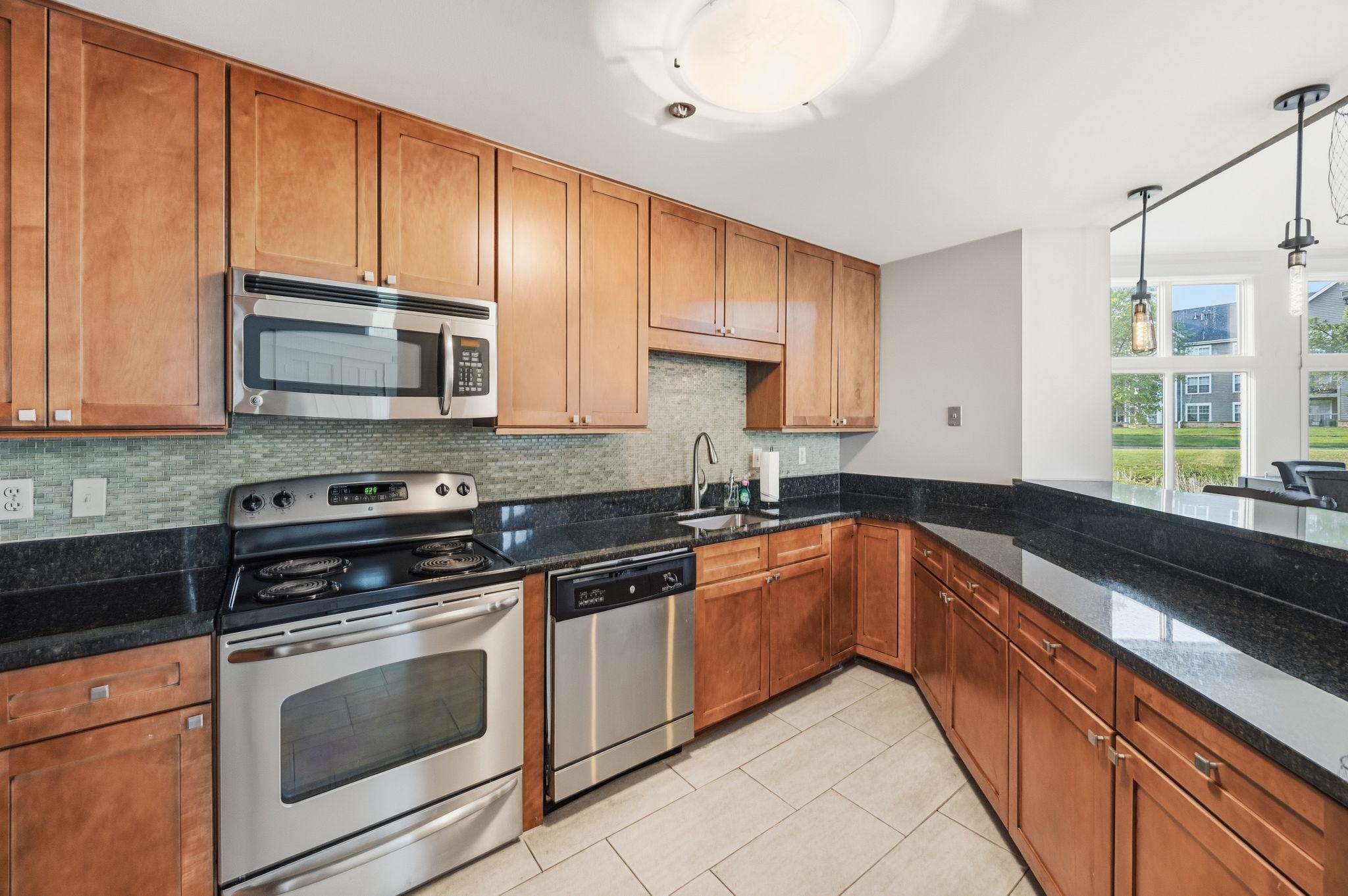 View of Residential at 6048 Chasewood Parkway #1, Minnetonka MN 55343, Minnetonka (33 of 36) - Mike Wilen | Minnesota Team Real Estate