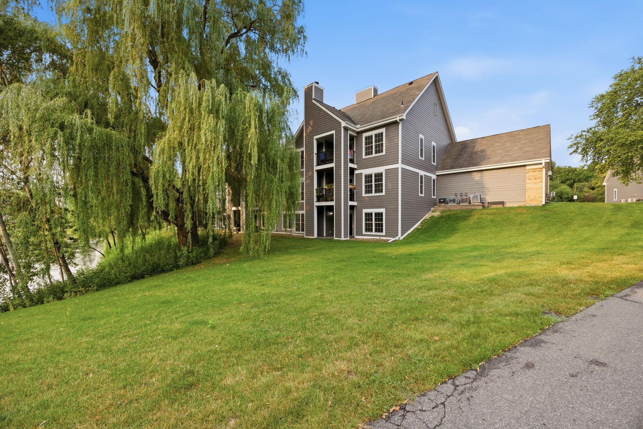 View of Residential at 6048 Chasewood Parkway #1, Minnetonka MN 55343, Minnetonka (22 of 36) - Mike Wilen | Minnesota Team Real Estate