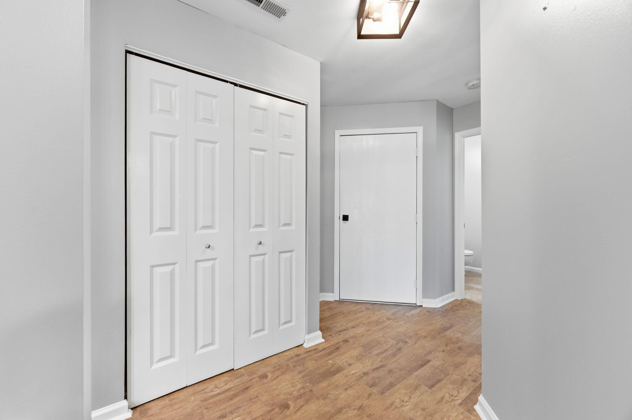 View of Residential at 6048 Chasewood Parkway #1, Minnetonka MN 55343, Minnetonka (11 of 36) - Mike Wilen | Minnesota Team Real Estate