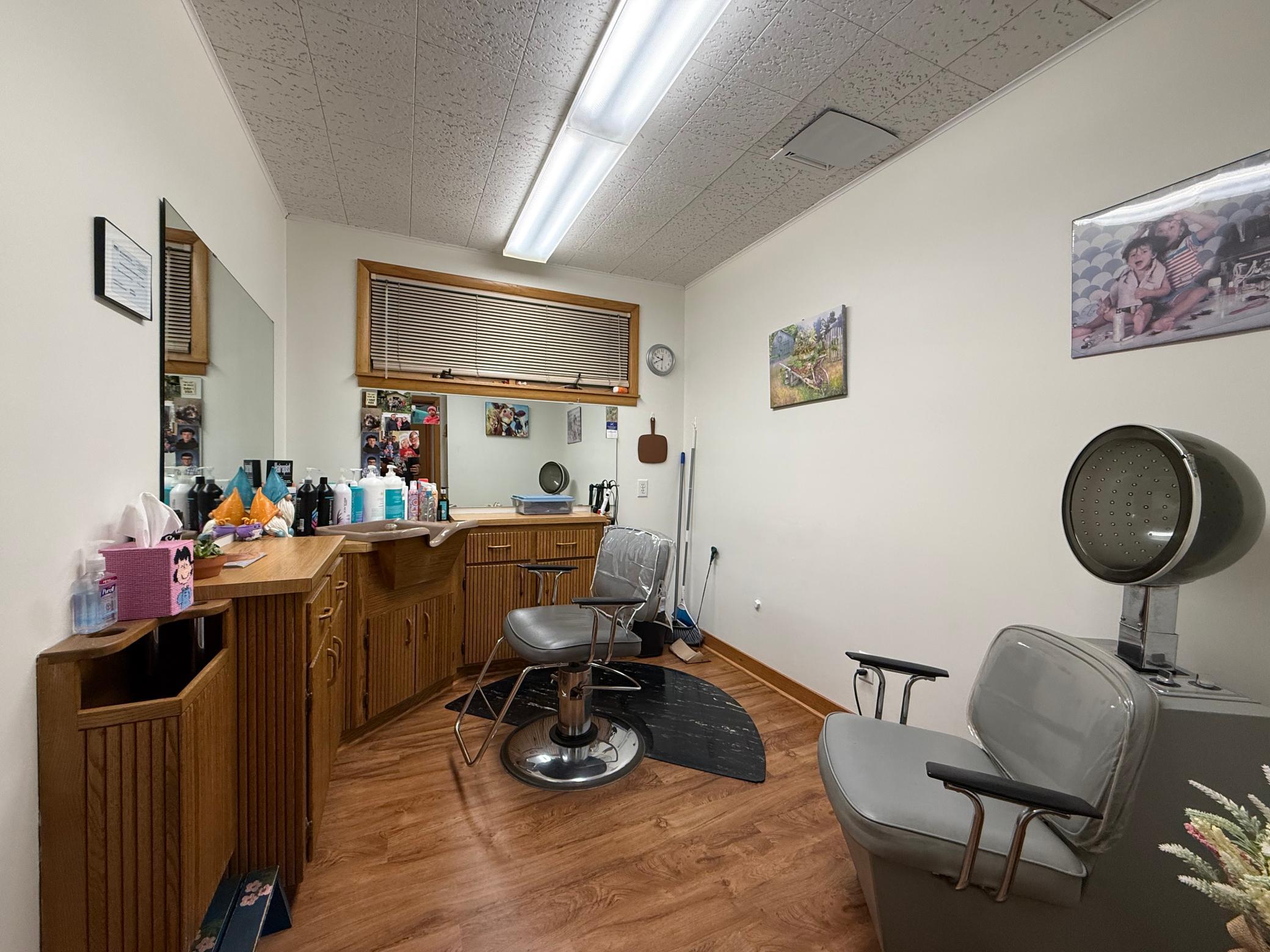 View of Commercial Sale at 101 Main Street, Pine Island MN 55963, Pine Island (18 of 21) - Mike Wilen | Minnesota Team Real Estate
