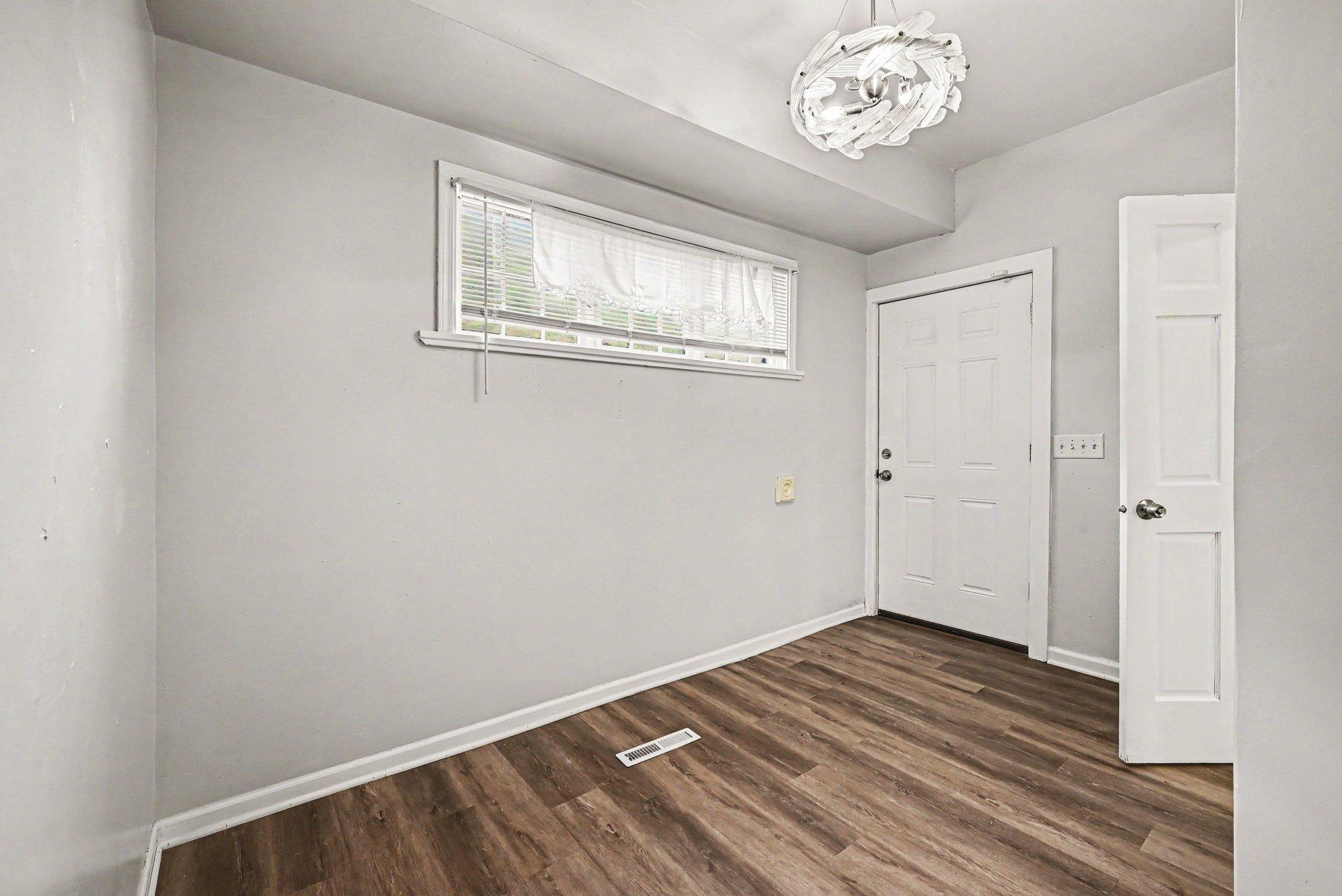 View of Residential at 3643 Fremont Avenue, Minneapolis MN 55412, Minneapolis (17 of 20) - Mike Wilen | Minnesota Team Real Estate
