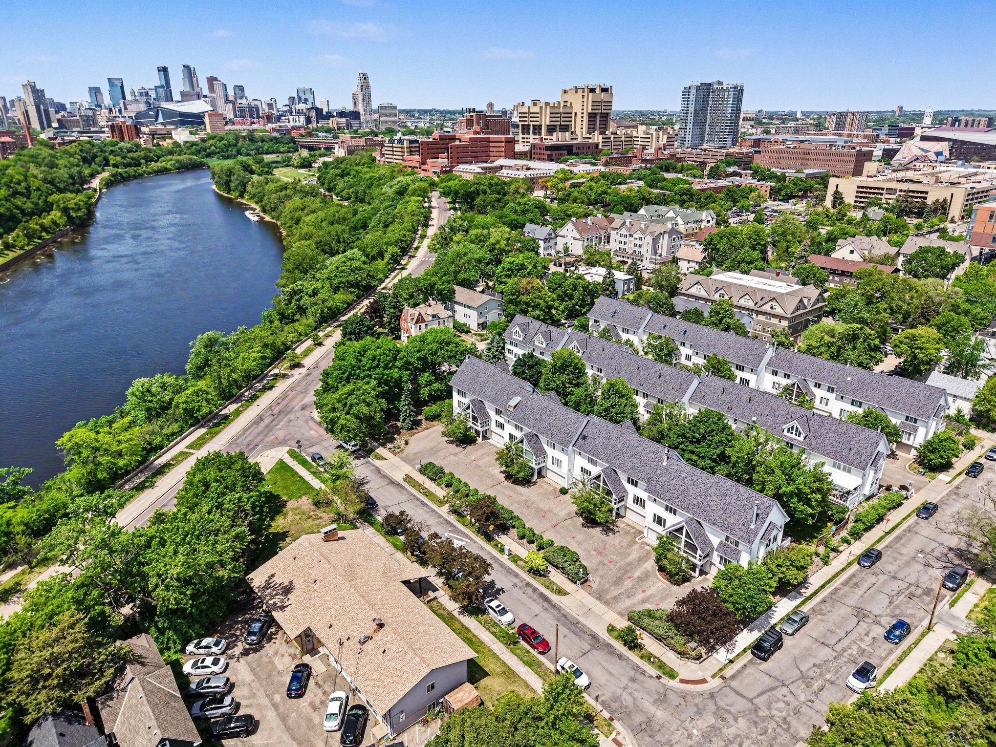 View of Residential at 921 Dartmouth Avenue, Minneapolis MN 55414, Minneapolis - Mike Wilen | Minnesota Team Real Estate