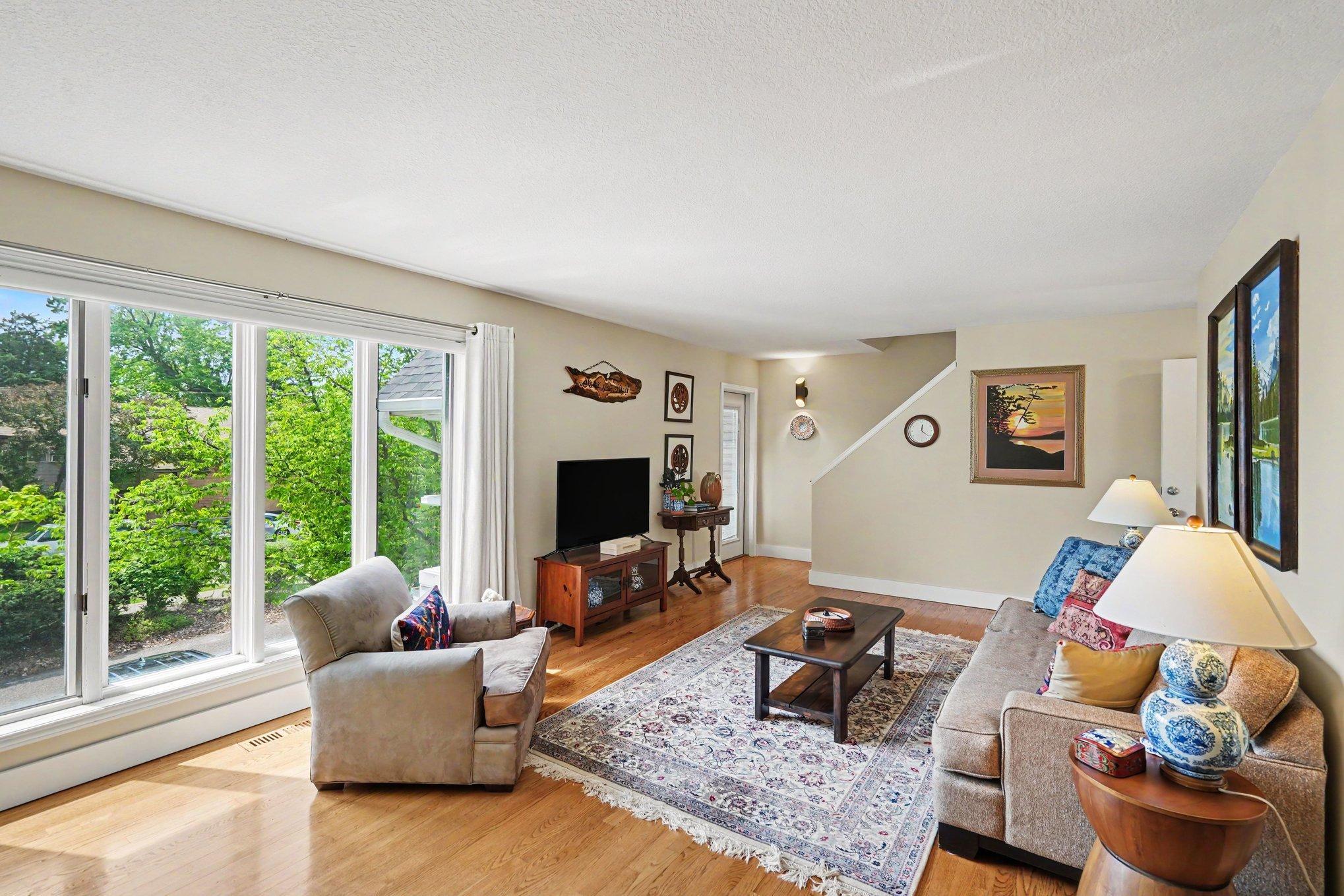 View of Residential at 921 Dartmouth Avenue, Minneapolis MN 55414, Minneapolis (7 of 28) - Mike Wilen | Minnesota Team Real Estate
