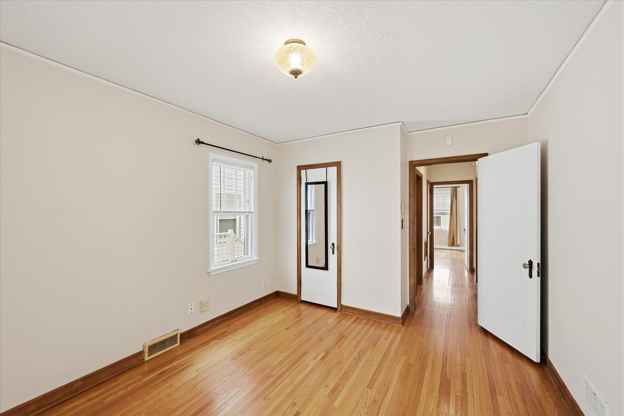 View of Residential at 1360 Hartford Avenue, Saint Paul MN 55116, Saint Paul (18 of 18) - Mike Wilen | Minnesota Team Real Estate