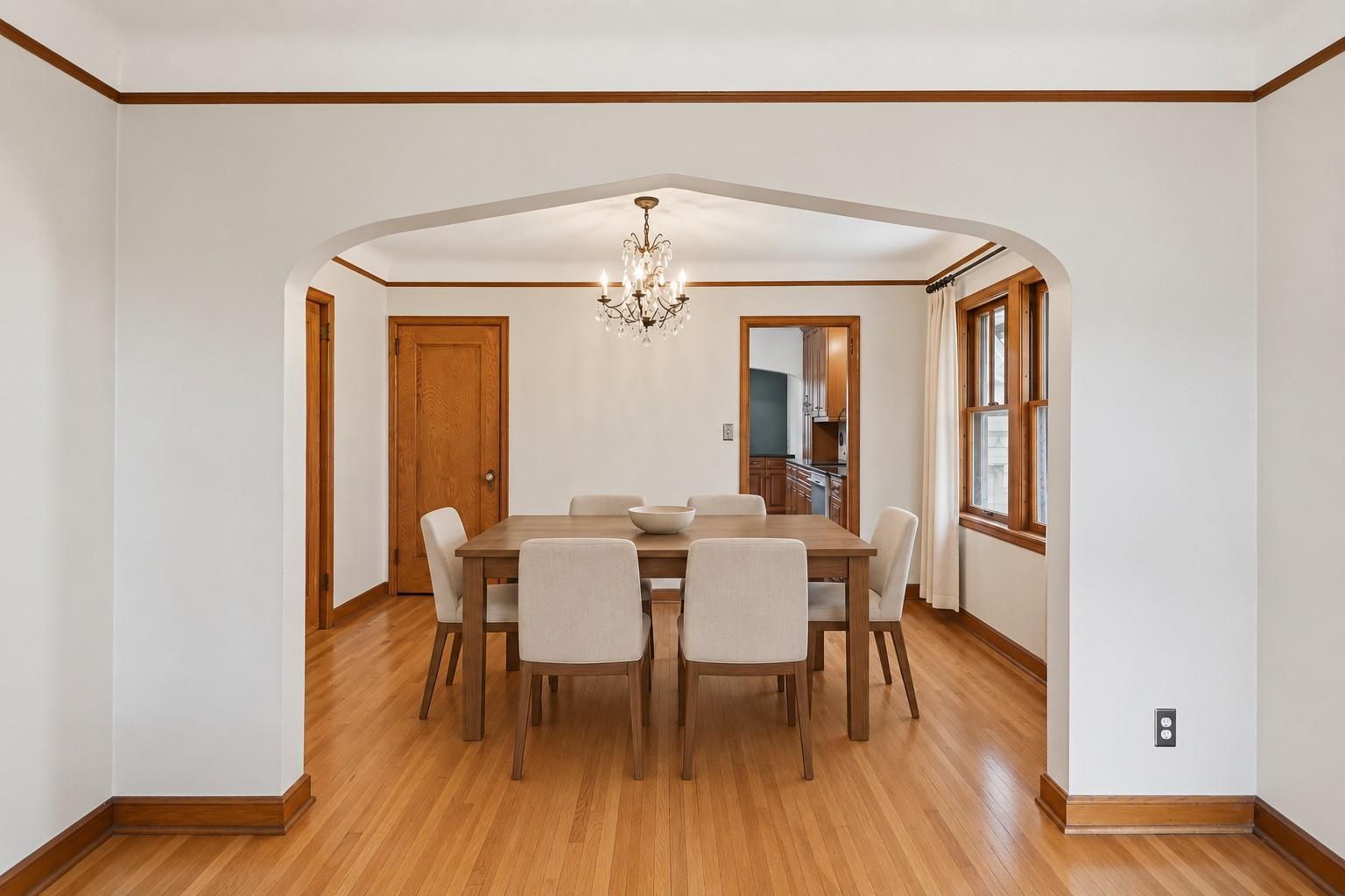 View of Residential at 1360 Hartford Avenue, Saint Paul MN 55116, Saint Paul (4 of 18) - Mike Wilen | Minnesota Team Real Estate