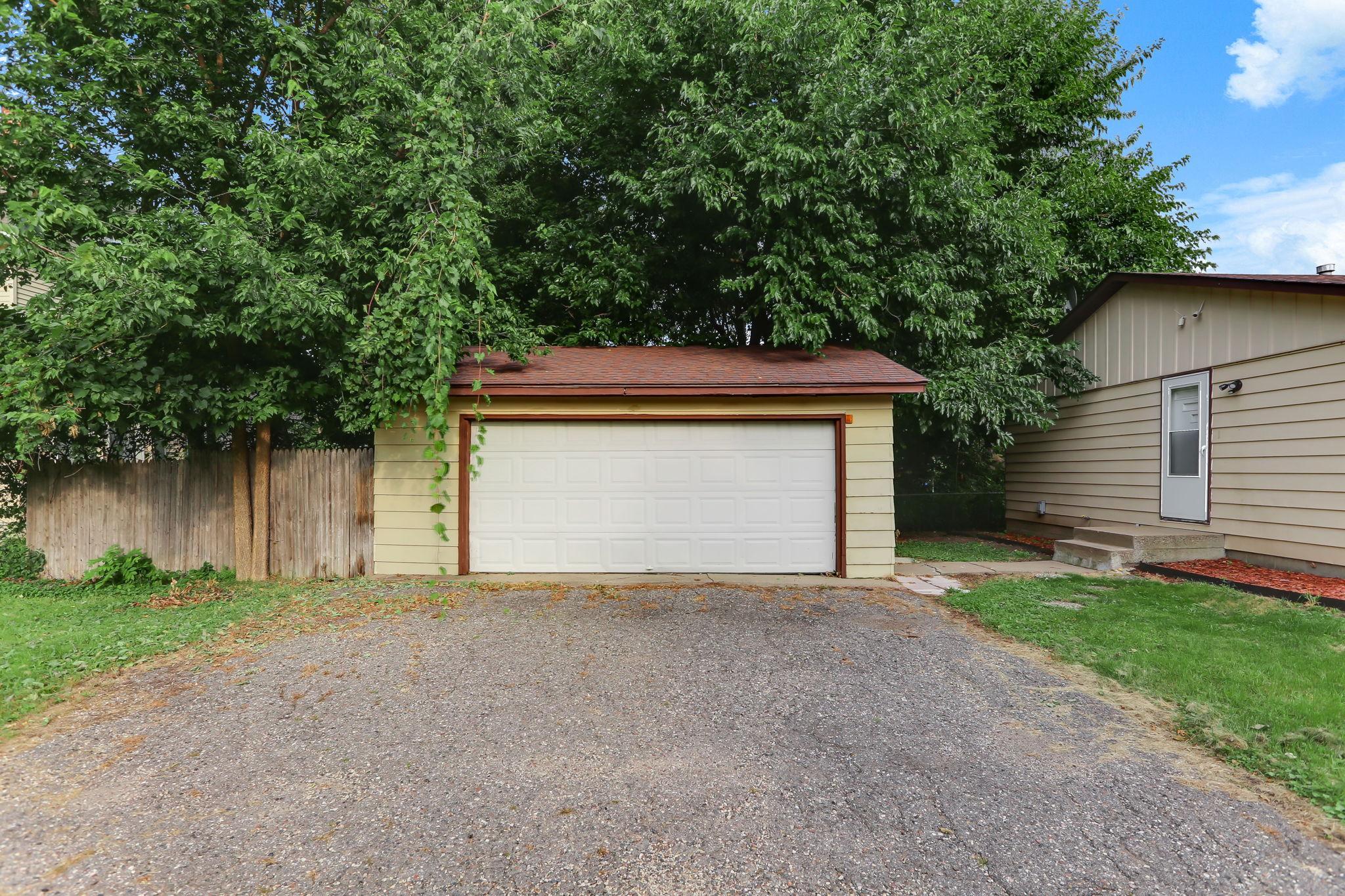 View of Residential at 2304 Sheridan Avenue, Minneapolis MN 55411, Minneapolis (3 of 29) - Mike Wilen | Minnesota Team Real Estate