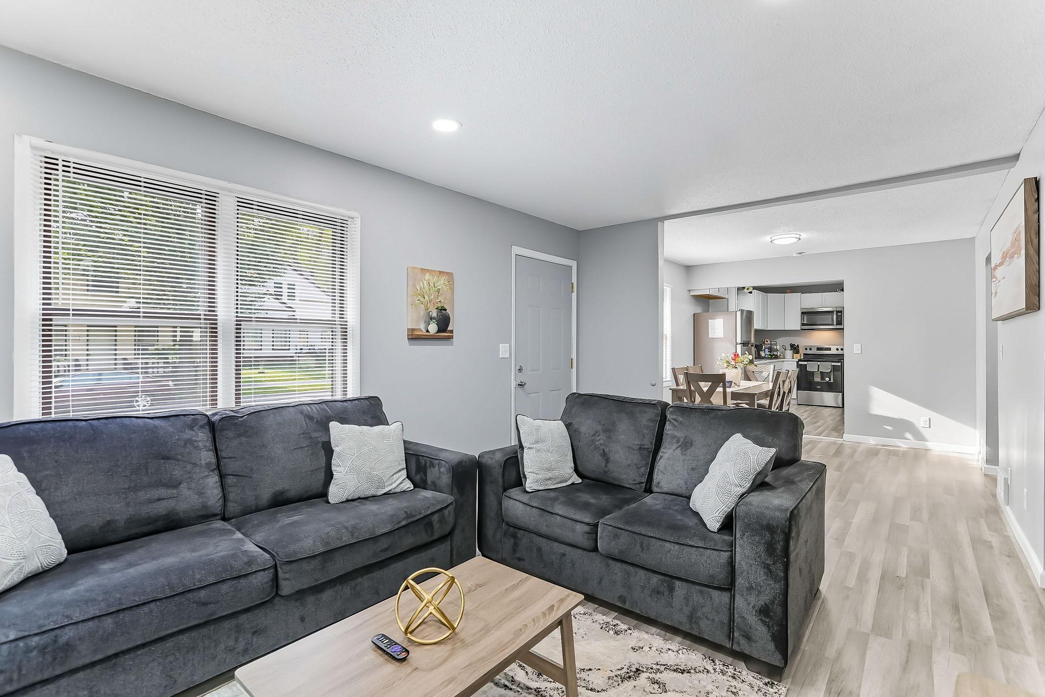 View of Residential at 2304 Sheridan Avenue, Minneapolis MN 55411, Minneapolis (7 of 29) - Mike Wilen | Minnesota Team Real Estate