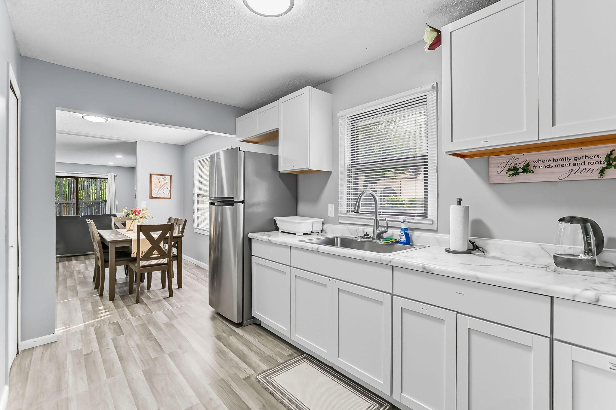 View of Residential at 2304 Sheridan Avenue, Minneapolis MN 55411, Minneapolis (11 of 29) - Mike Wilen | Minnesota Team Real Estate