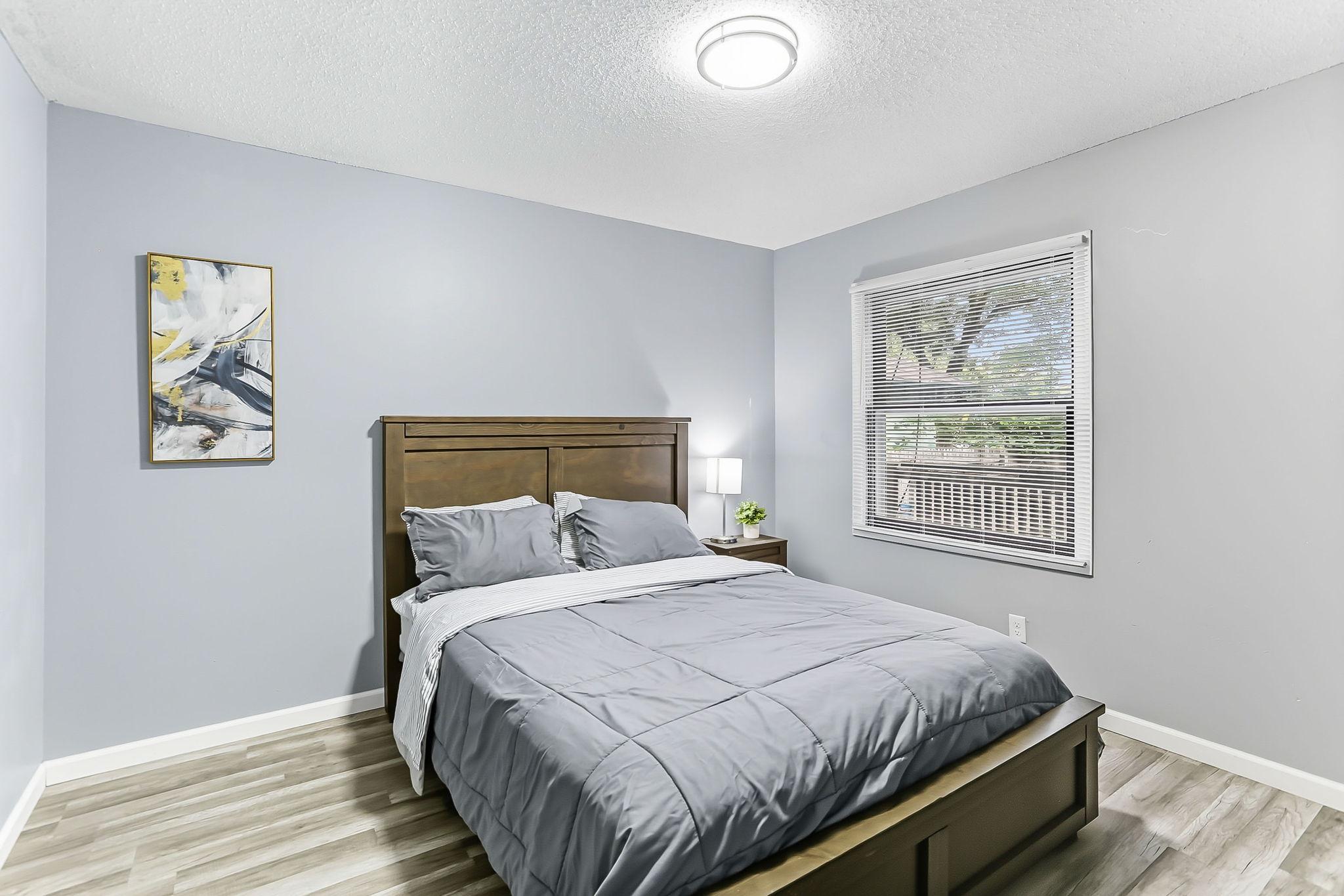 View of Residential at 2304 Sheridan Avenue, Minneapolis MN 55411, Minneapolis (12 of 29) - Mike Wilen | Minnesota Team Real Estate