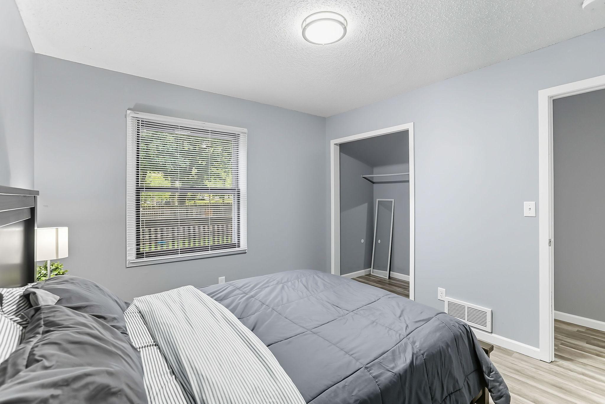 View of Residential at 2304 Sheridan Avenue, Minneapolis MN 55411, Minneapolis (13 of 29) - Mike Wilen | Minnesota Team Real Estate