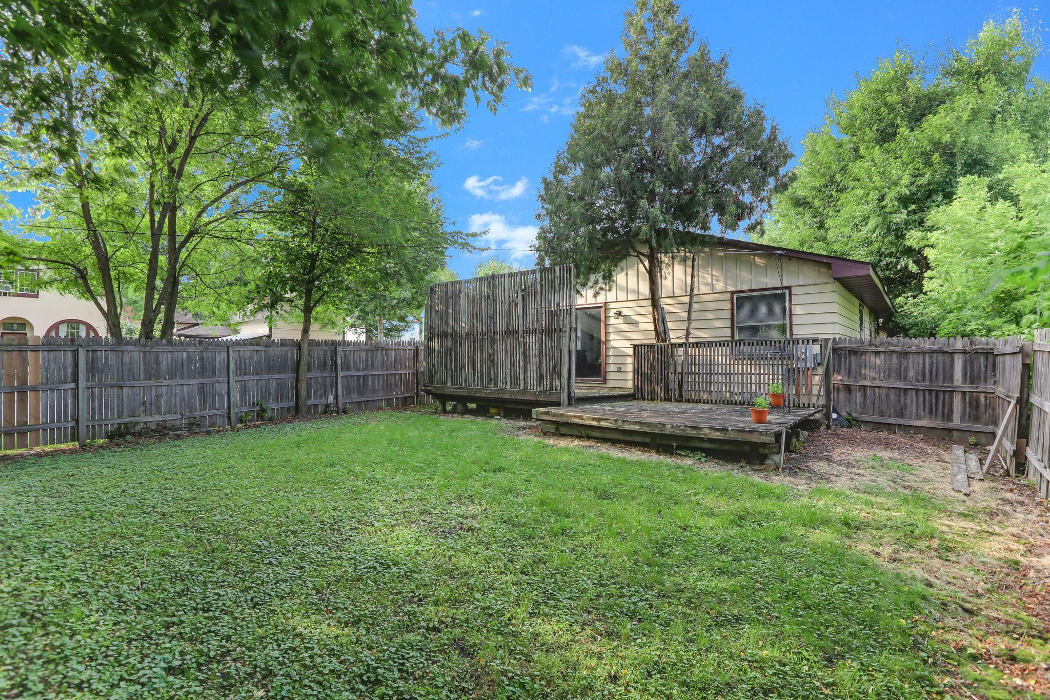 View of Residential at 2304 Sheridan Avenue, Minneapolis MN 55411, Minneapolis (26 of 29) - Mike Wilen | Minnesota Team Real Estate