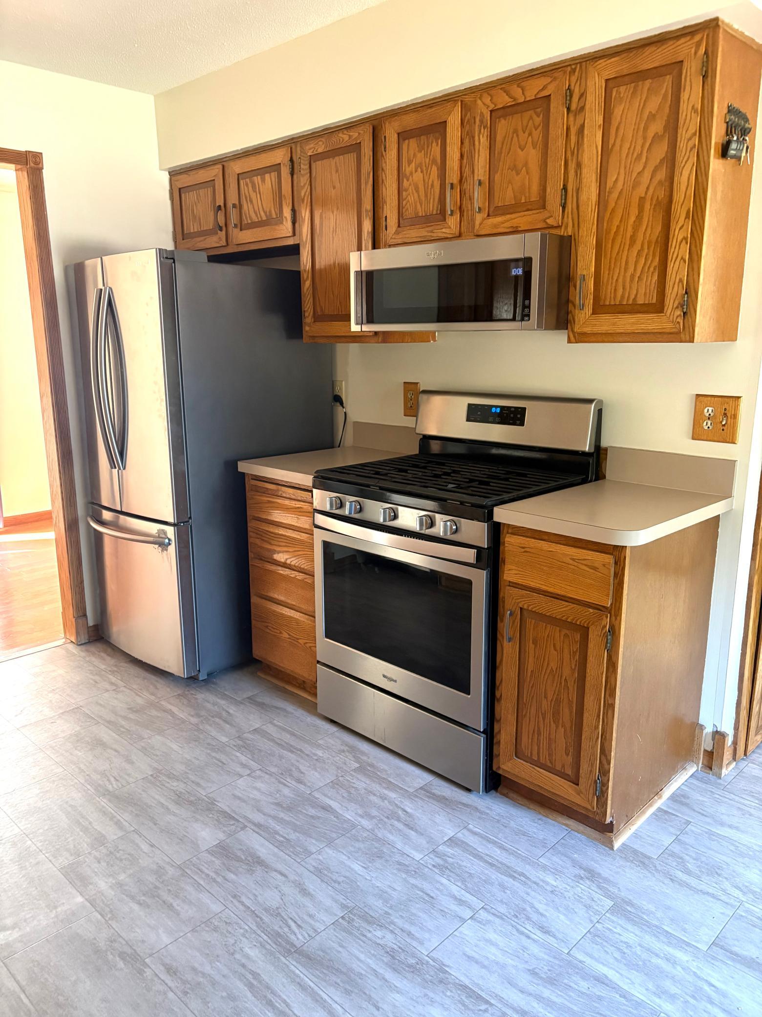 View of Residential at 15632 Heywood Way, Apple Valley MN 55124, Apple Valley (16 of 30) - Mike Wilen | Minnesota Team Real Estate