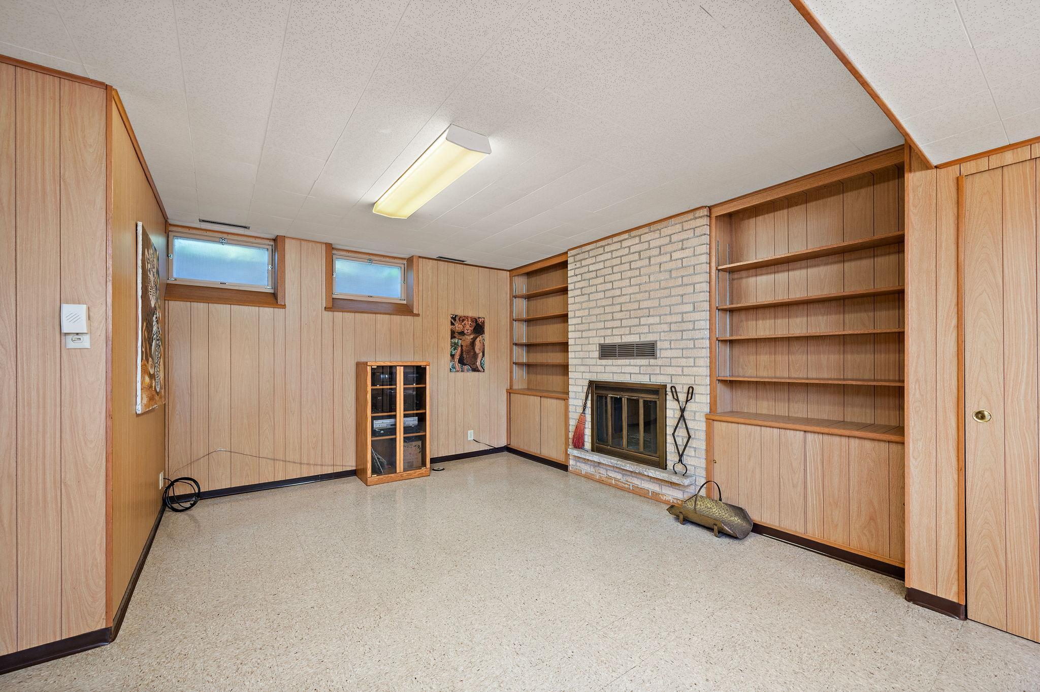 View of Residential at 6305 Maloney Avenue, Edina MN 55343, Edina (19 of 26) - Mike Wilen | Minnesota Team Real Estate