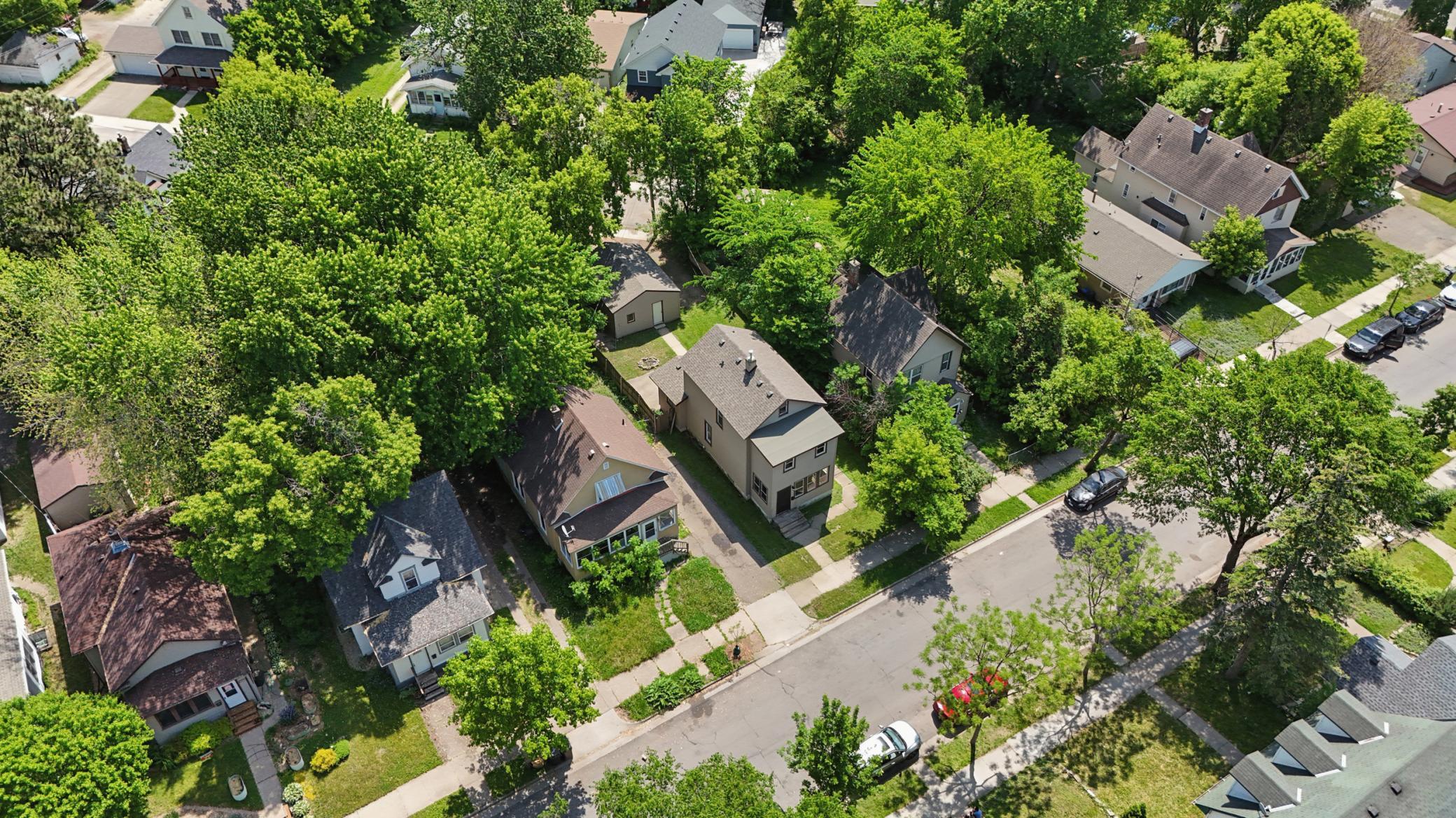 View of Residential at 2328 Sheridan Avenue, Minneapolis MN 55411, Minneapolis (27 of 31) - Mike Wilen | Minnesota Team Real Estate