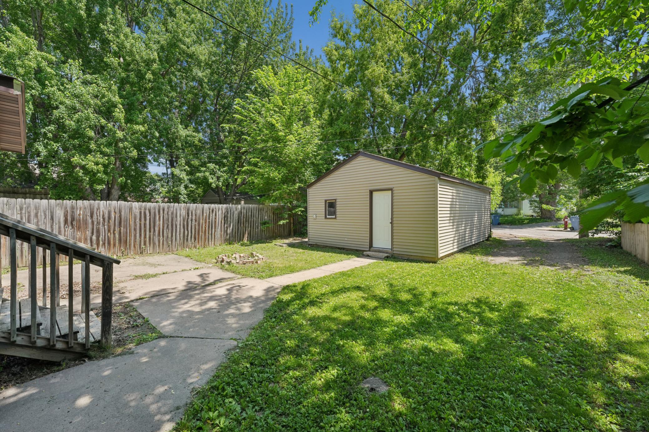 View of Residential at 2328 Sheridan Avenue, Minneapolis MN 55411, Minneapolis (23 of 31) - Mike Wilen | Minnesota Team Real Estate