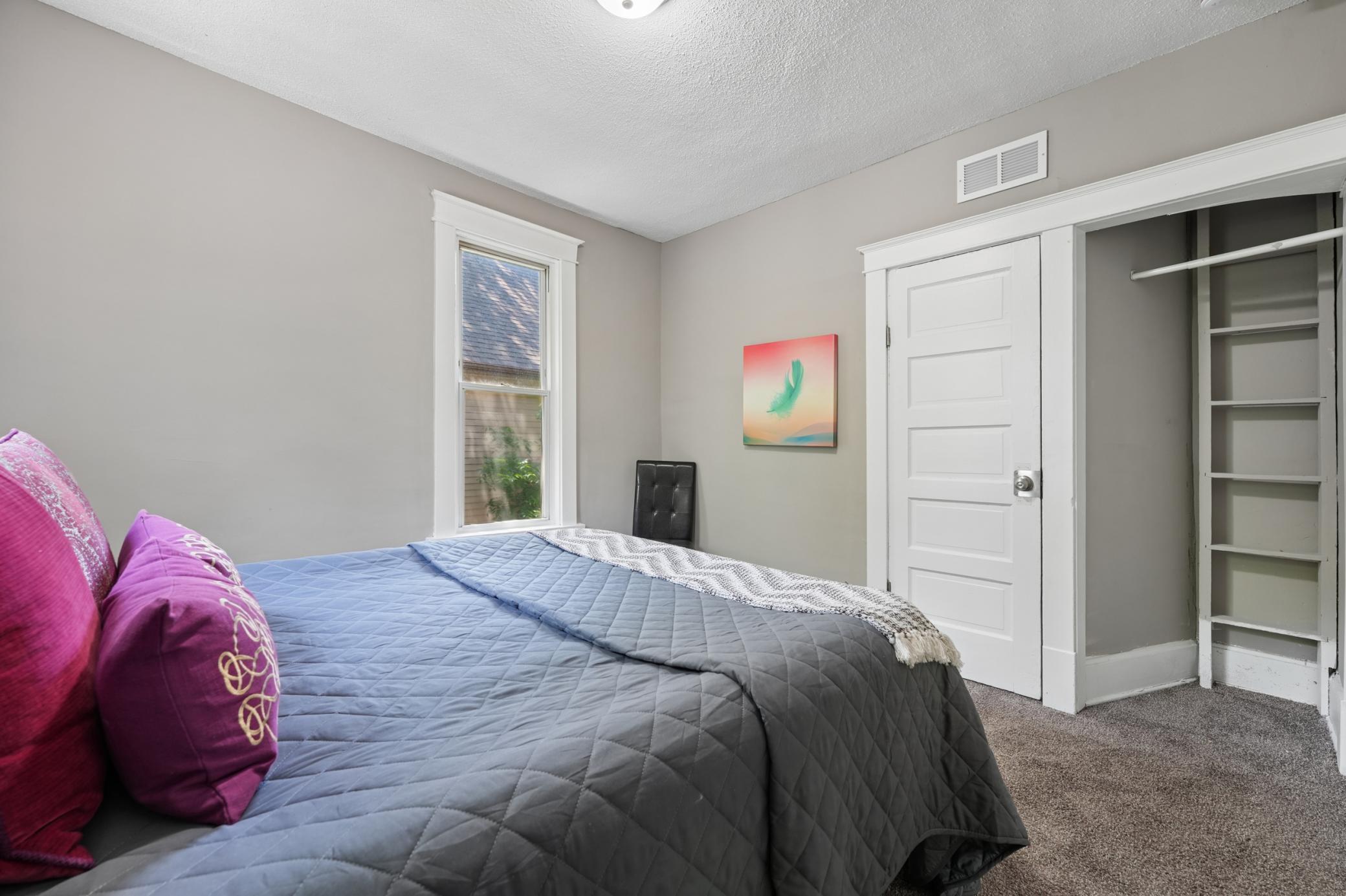 View of Residential at 2328 Sheridan Avenue, Minneapolis MN 55411, Minneapolis (15 of 31) - Mike Wilen | Minnesota Team Real Estate