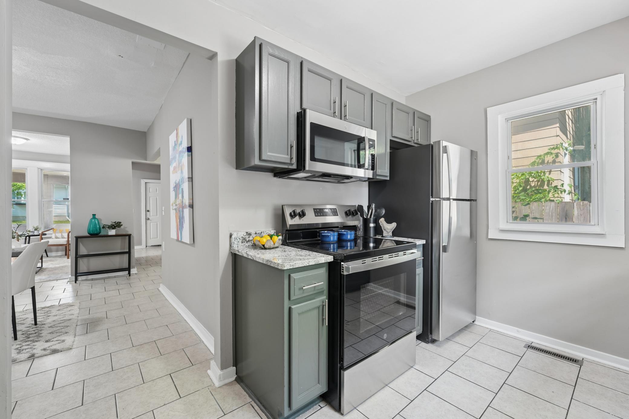 View of Residential at 2328 Sheridan Avenue, Minneapolis MN 55411, Minneapolis (5 of 31) - Mike Wilen | Minnesota Team Real Estate