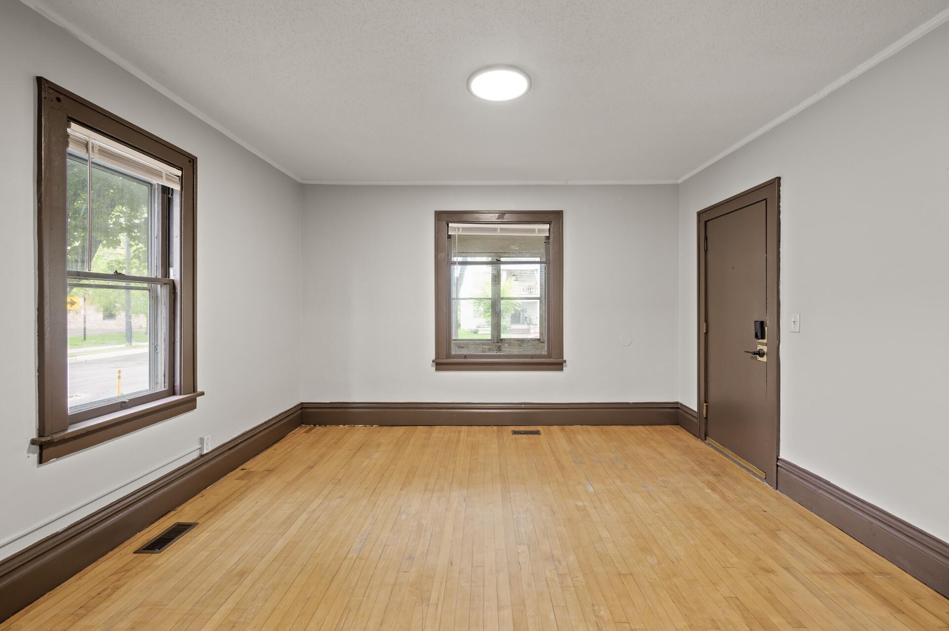 View of Residential Income at 3400 Elliot Avenue, Minneapolis MN 55407, Minneapolis (6 of 52) - Mike Wilen | Minnesota Team Real Estate