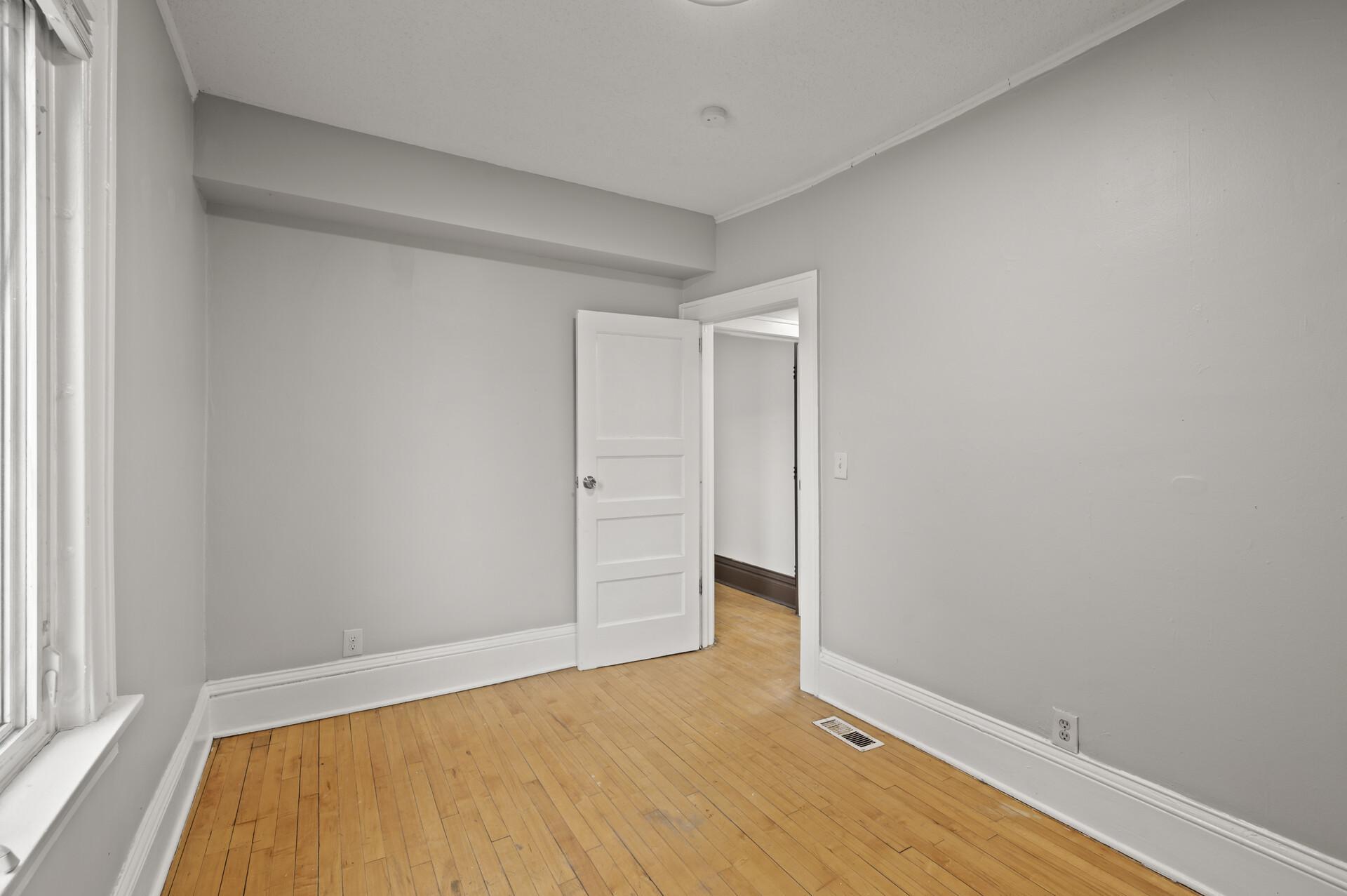 View of Residential Income at 3400 Elliot Avenue, Minneapolis MN 55407, Minneapolis (13 of 52) - Mike Wilen | Minnesota Team Real Estate