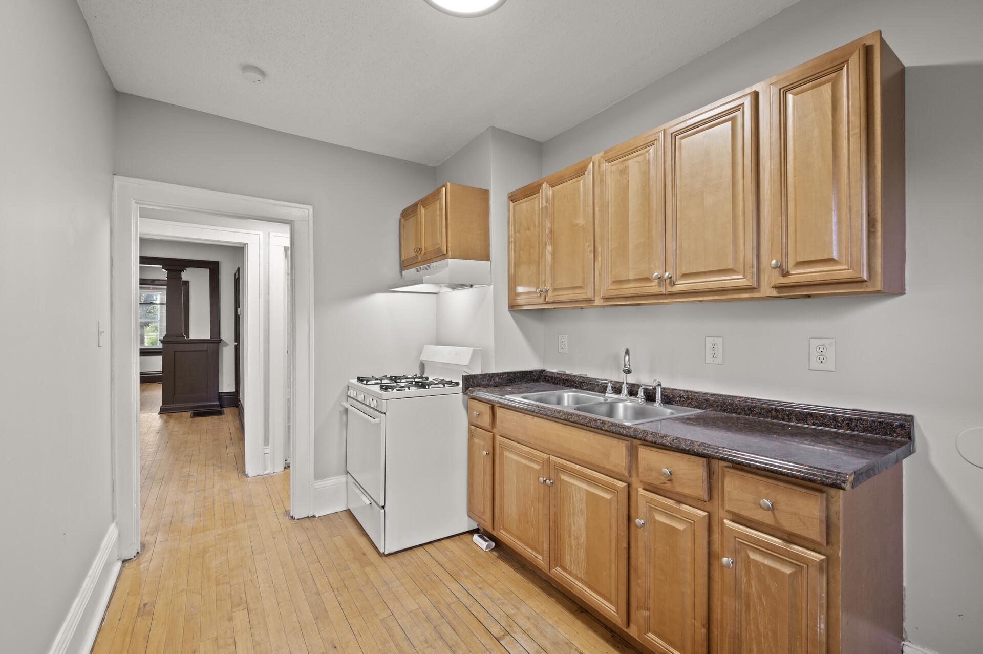 View of Residential Income at 3400 Elliot Avenue, Minneapolis MN 55407, Minneapolis (9 of 52) - Mike Wilen | Minnesota Team Real Estate