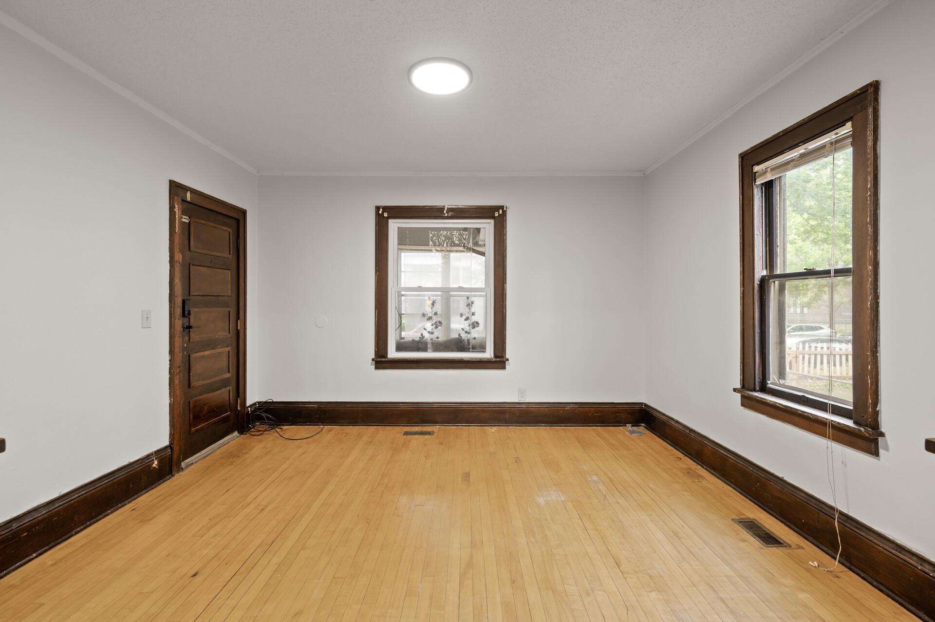 View of Residential Income at 3400 Elliot Avenue, Minneapolis MN 55407, Minneapolis (38 of 52) - Mike Wilen | Minnesota Team Real Estate