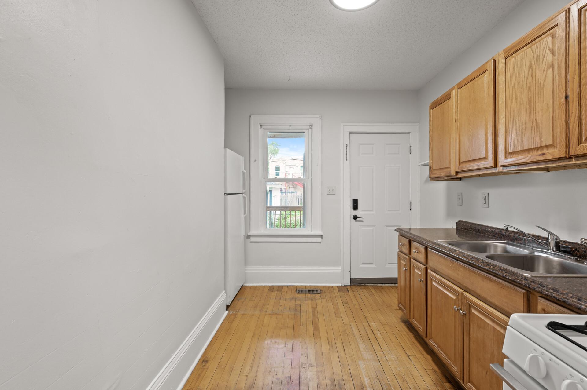View of Residential Income at 3400 Elliot Avenue, Minneapolis MN 55407, Minneapolis (43 of 52) - Mike Wilen | Minnesota Team Real Estate