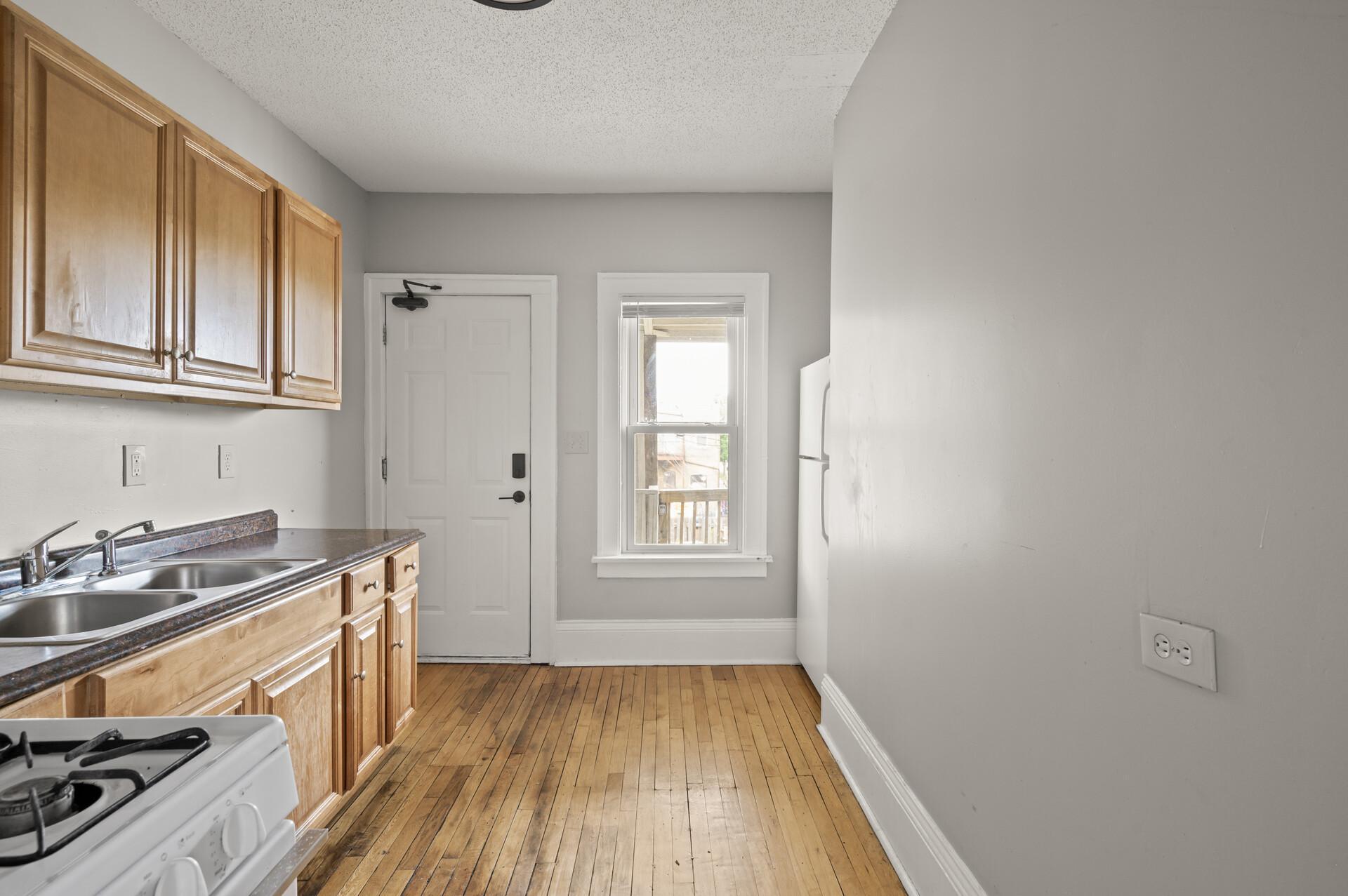 View of Residential Income at 3400 Elliot Avenue, Minneapolis MN 55407, Minneapolis (33 of 52) - Mike Wilen | Minnesota Team Real Estate