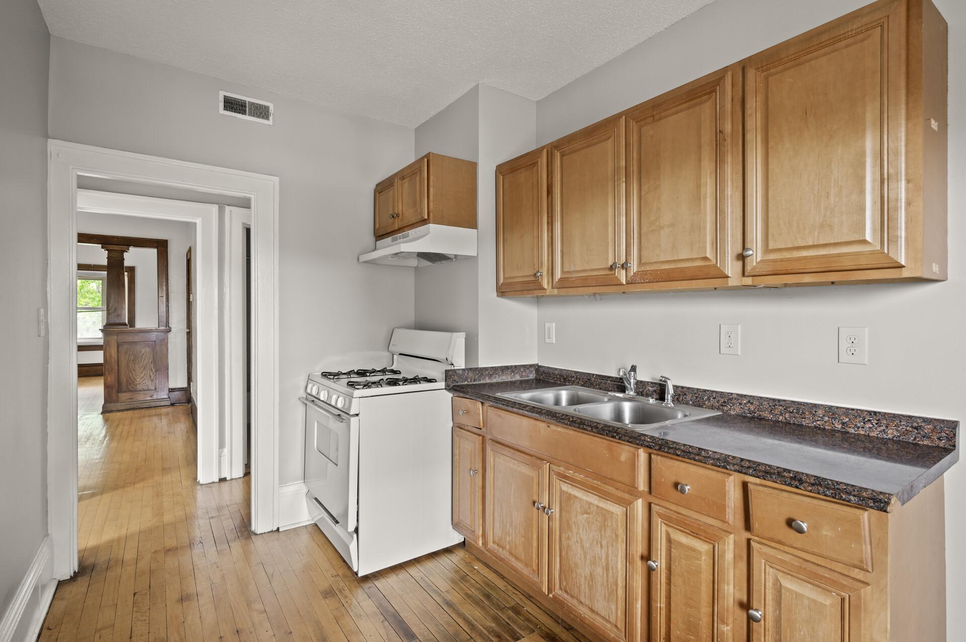 View of Residential Income at 3400 Elliot Avenue, Minneapolis MN 55407, Minneapolis (32 of 52) - Mike Wilen | Minnesota Team Real Estate