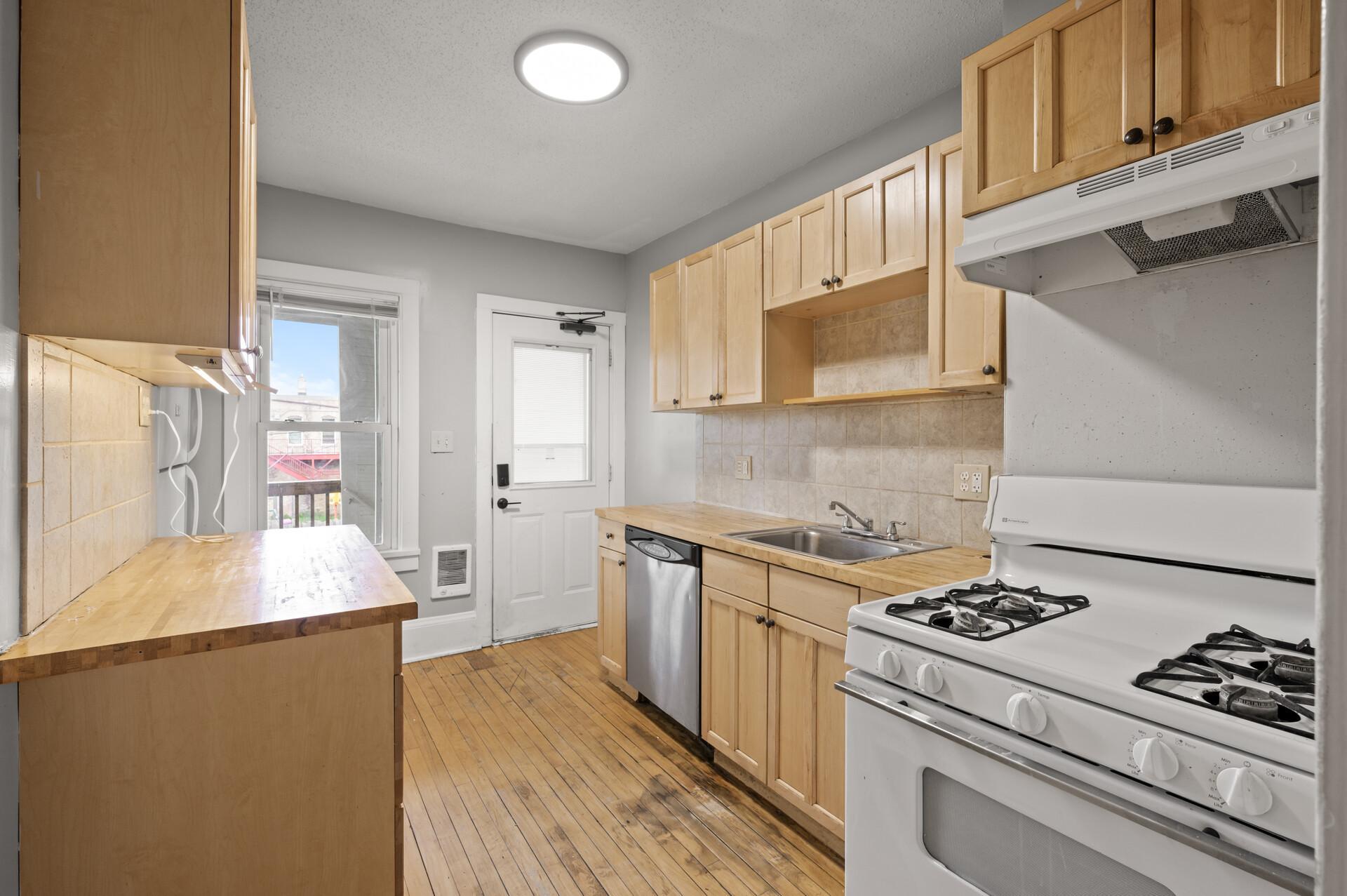 View of Residential Income at 3400 Elliot Avenue, Minneapolis MN 55407, Minneapolis (21 of 52) - Mike Wilen | Minnesota Team Real Estate