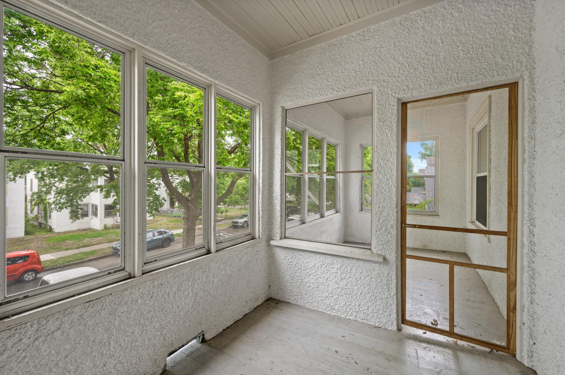 View of Residential Income at 3400 Elliot Avenue, Minneapolis MN 55407, Minneapolis (25 of 52) - Mike Wilen | Minnesota Team Real Estate