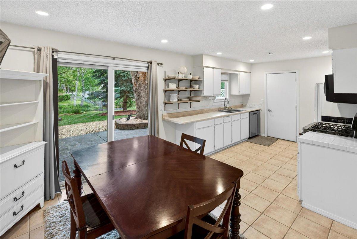 View of Residential at 10204 Valley Forge Lane, Maple Grove MN 55369, Maple Grove (9 of 23) - Mike Wilen | Minnesota Team Real Estate